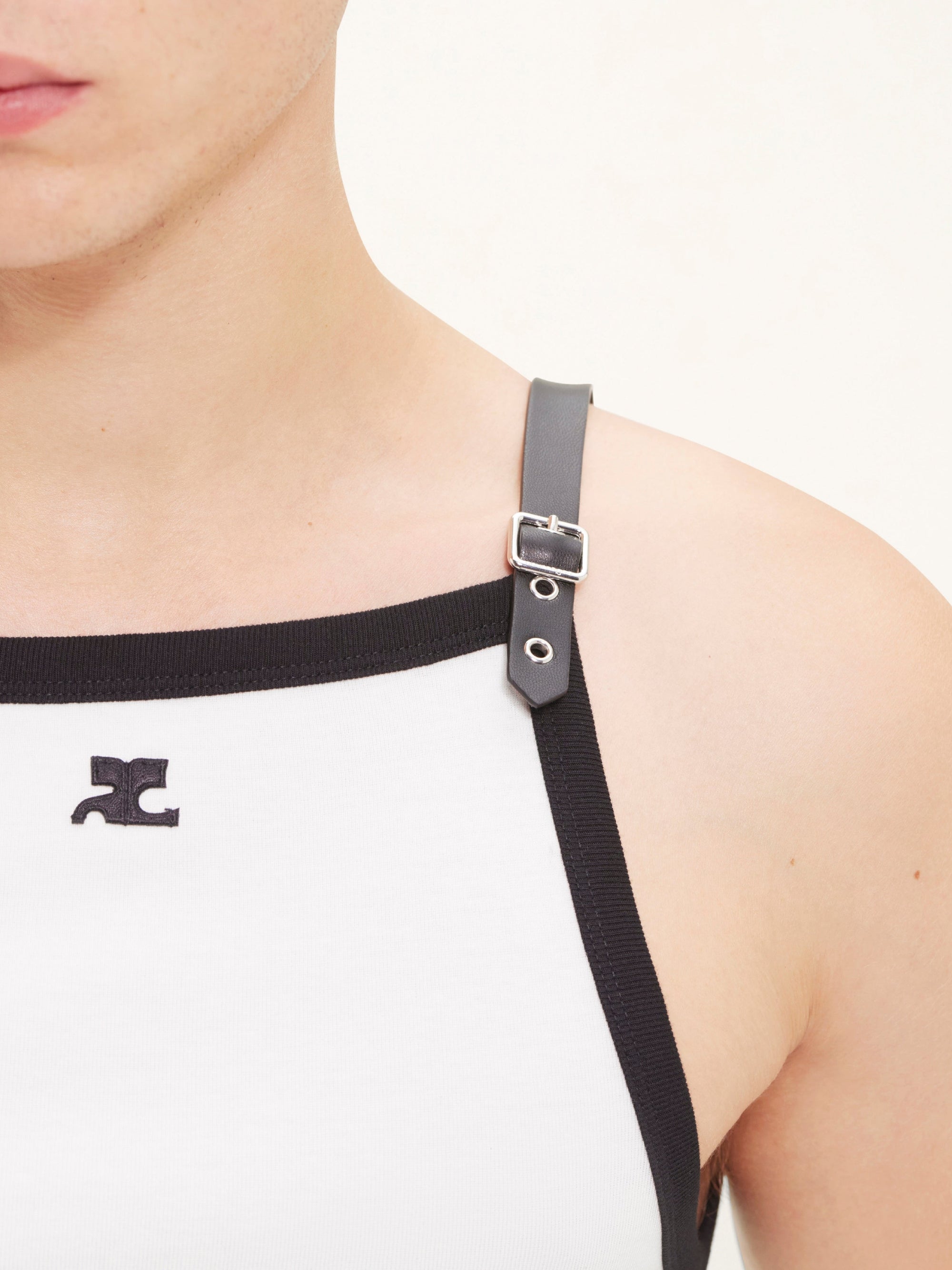 29pcs NEW / DÉBARDEUR CONTRASTE À SANGLE  - Heritage white & Black