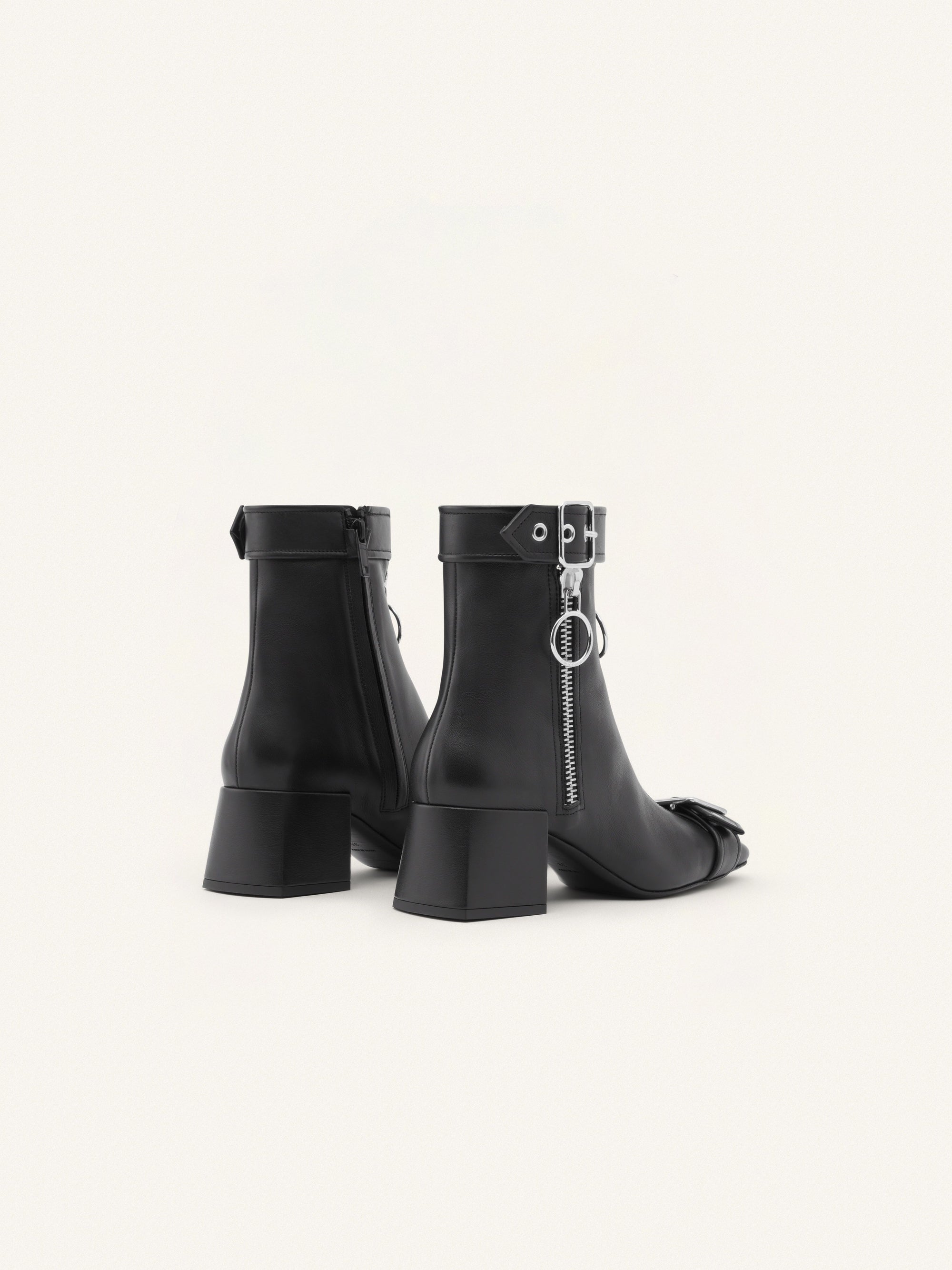 36pcs NEW / BOTTINES GOGO EN CUIR  - Black
