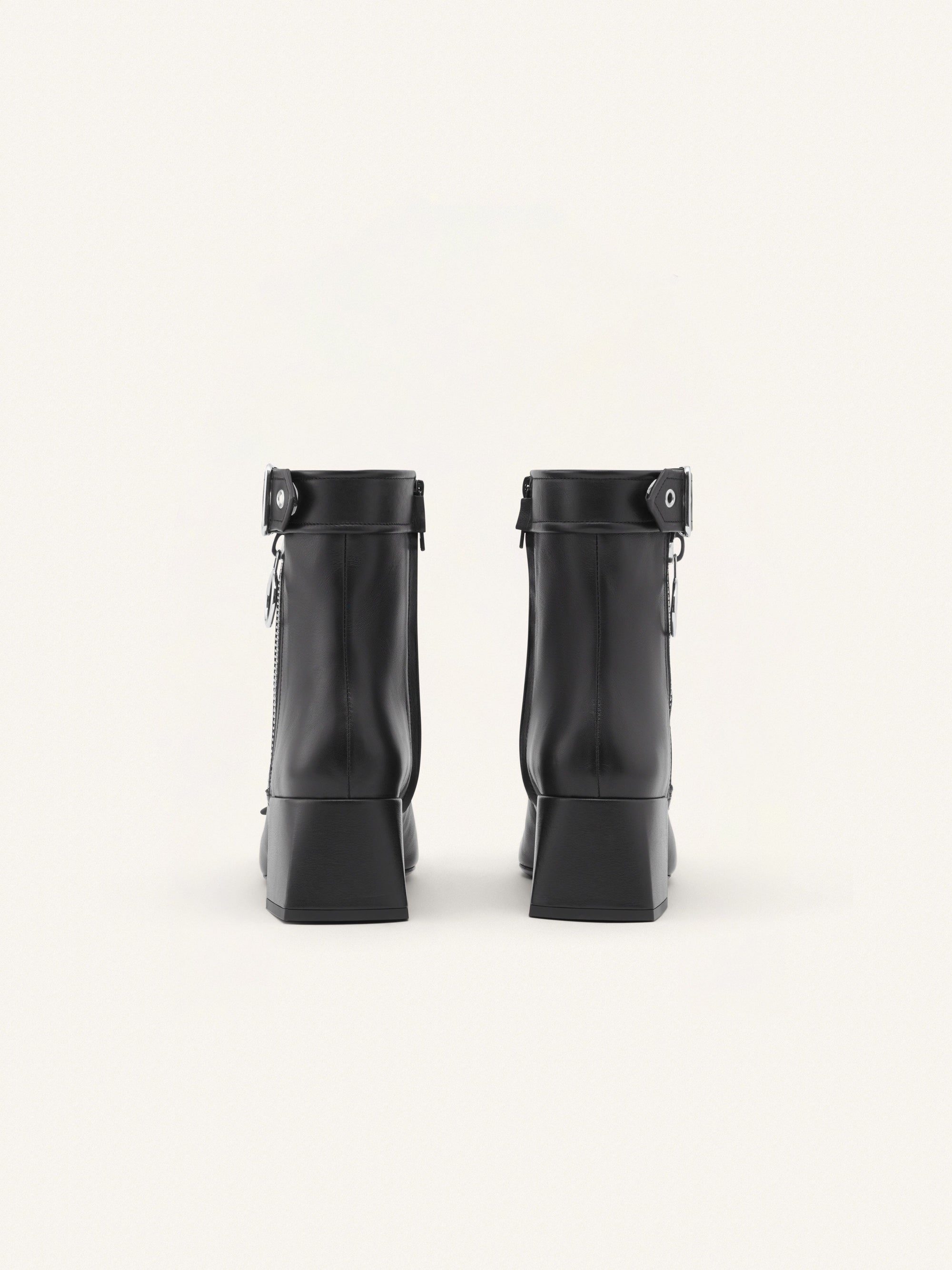 36pcs NEW / BOTTINES GOGO EN CUIR  - Black