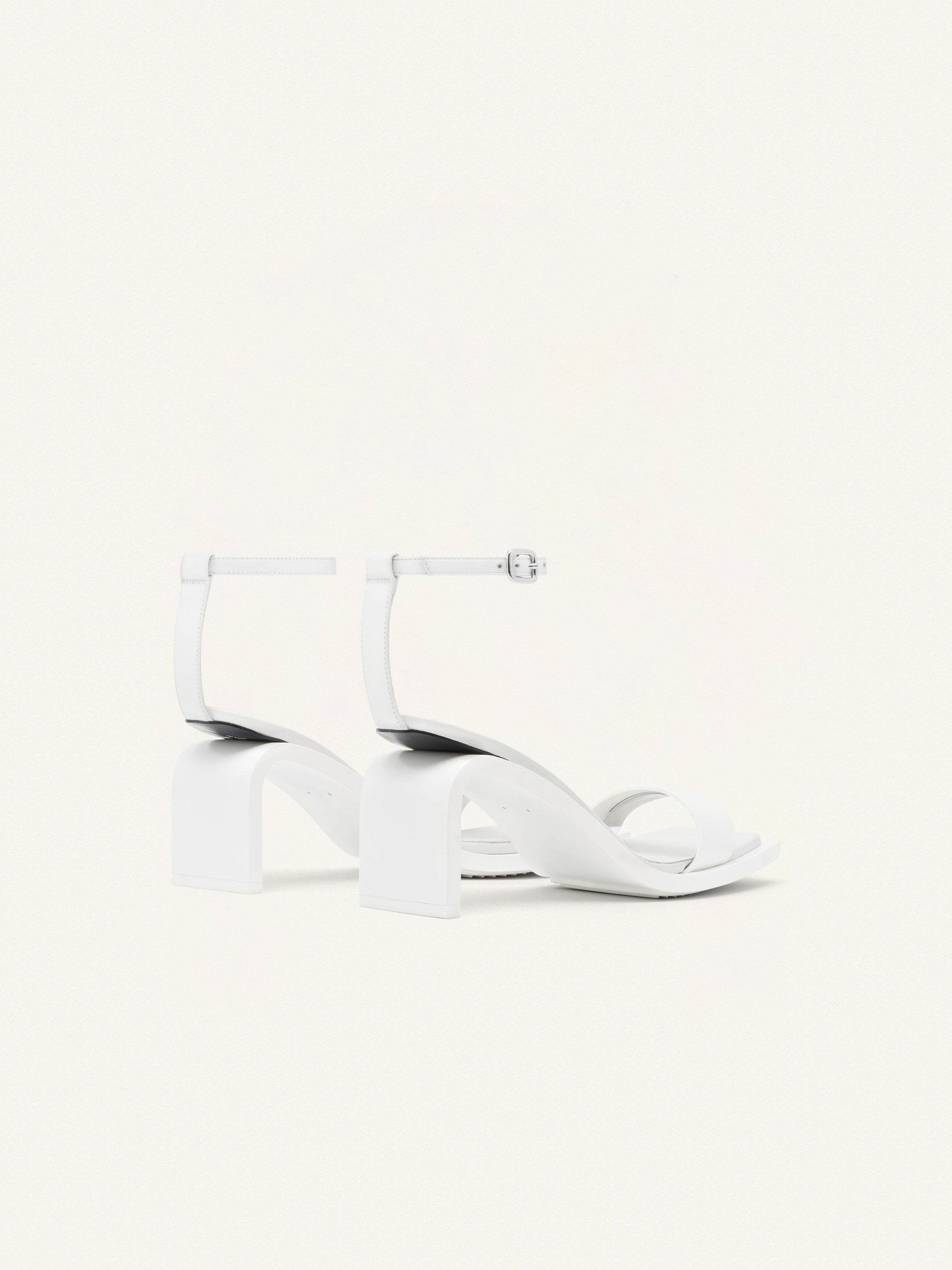 8pcs NEW / SANDALES STREAM CUIR  - Heritage white