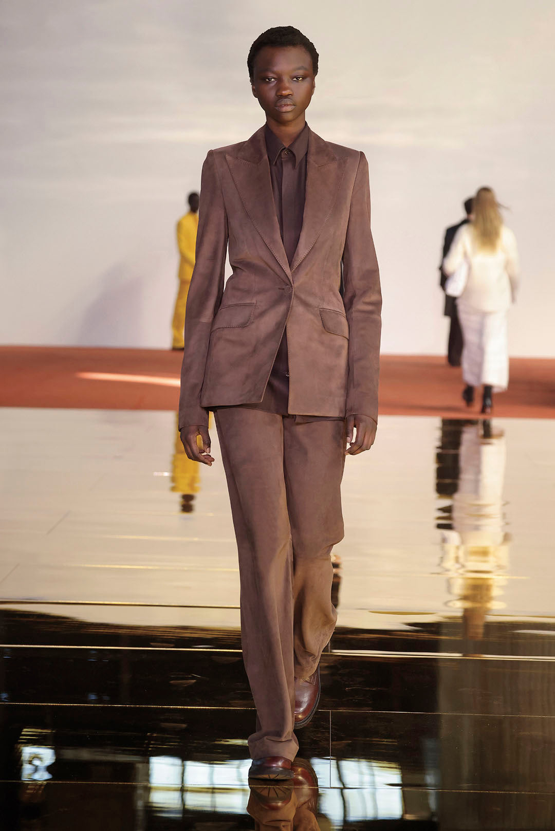 Vesta Pant en chocolat fine cachemire velours côtelé