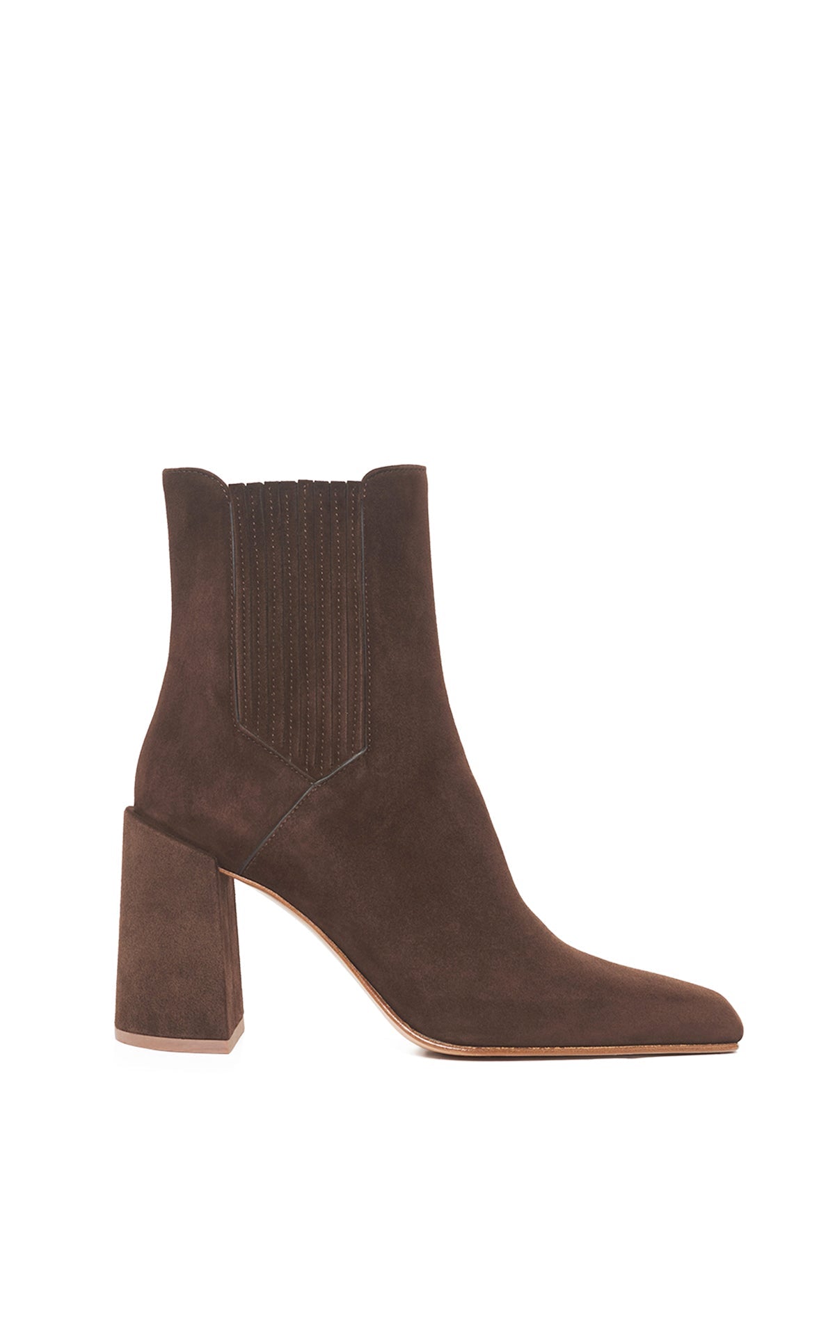 Luke Boot en noir daim