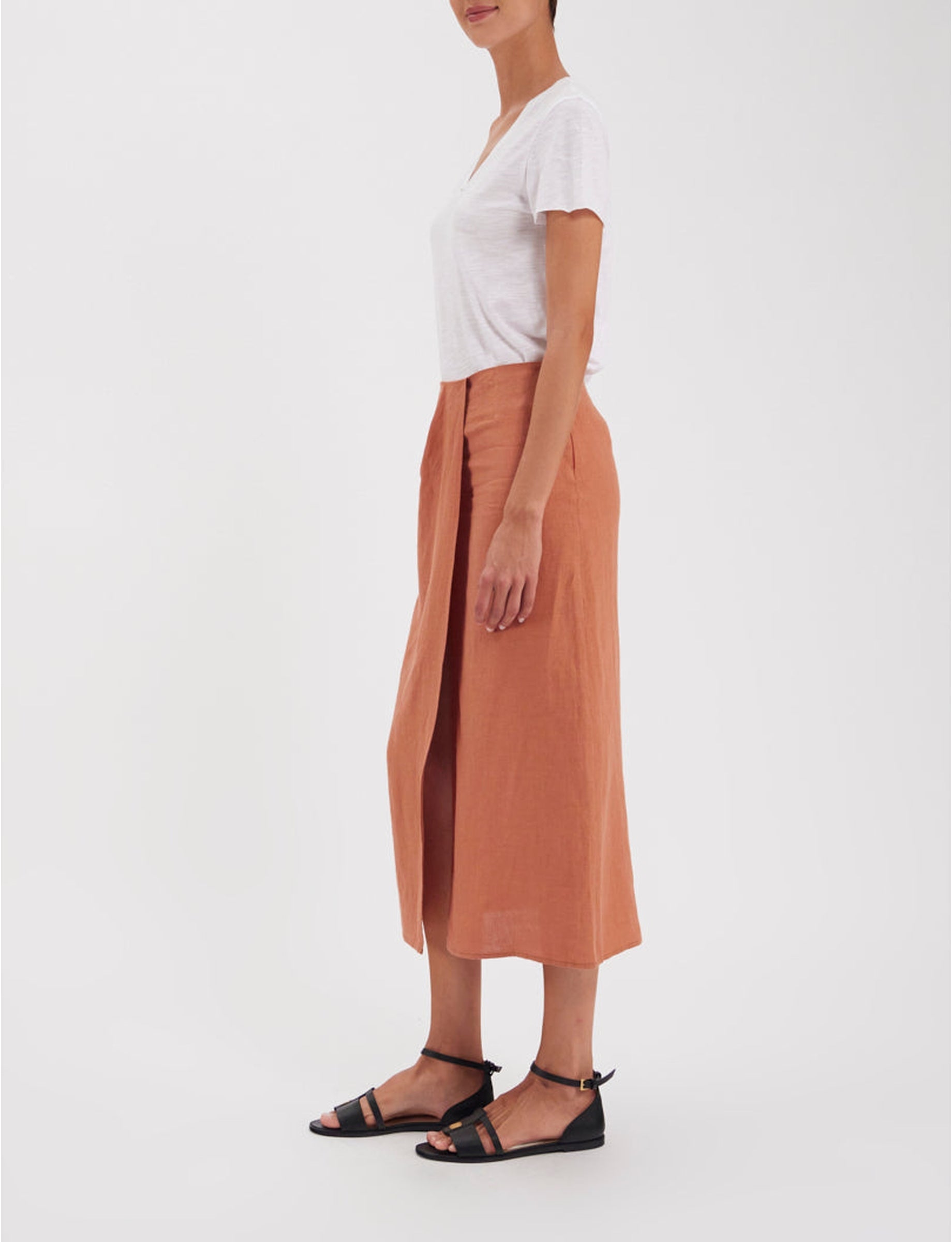 18qty RELIQUAT 75€ 10,7%  / Jupe portefeuille Aurelie en lin - Caramel