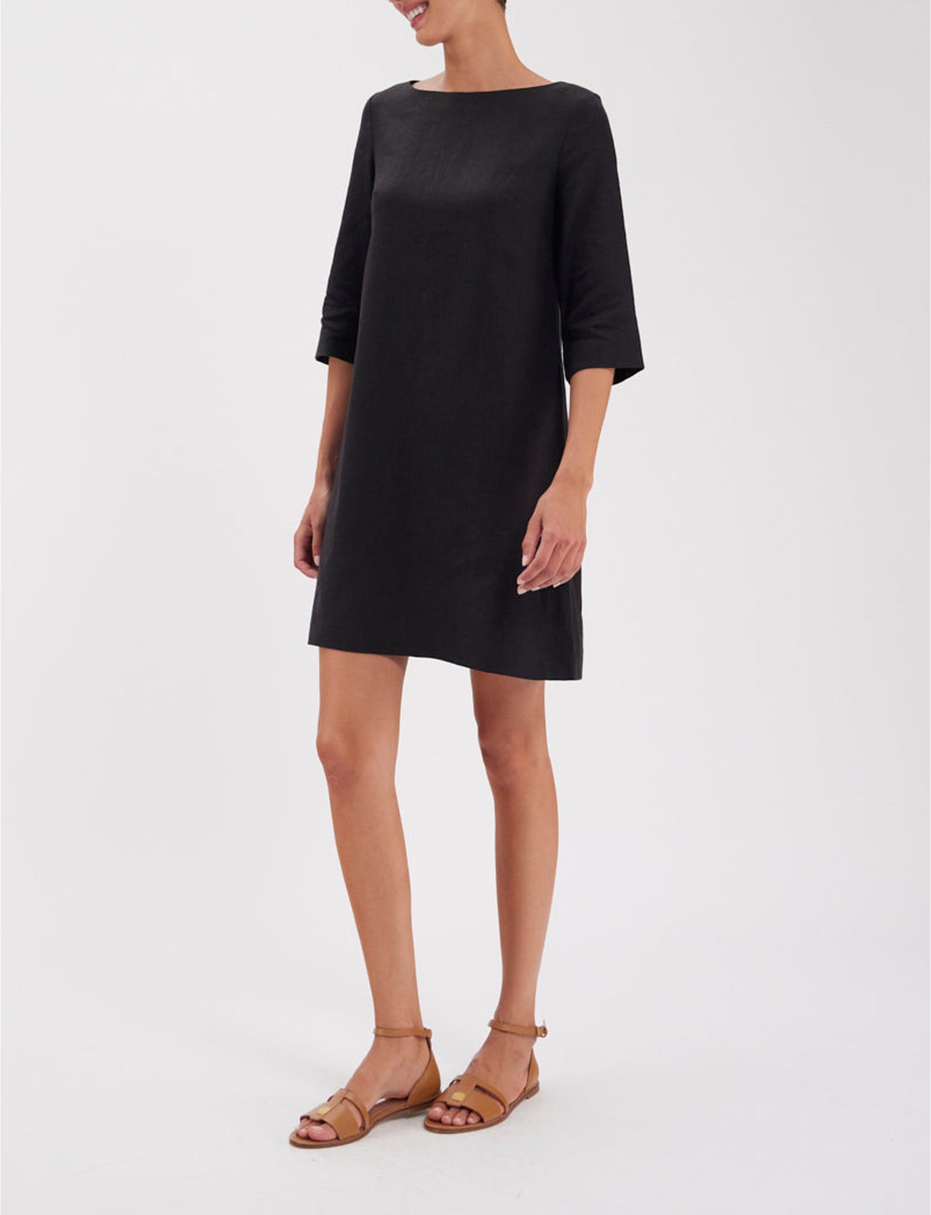 6qty RELIQUAT 90€ 25%  / Robe droite Megan en lin - Black