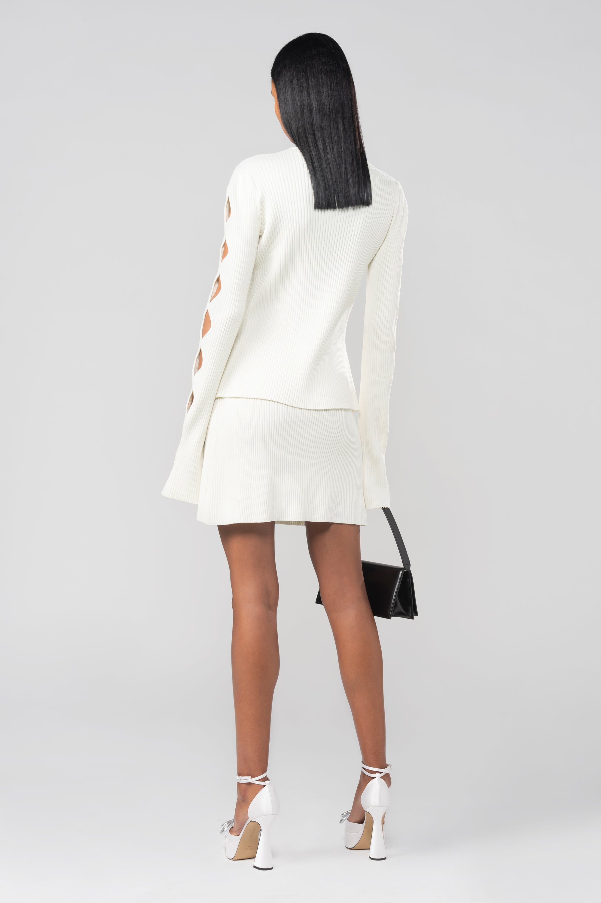 Short cut-out skirt - Ivory