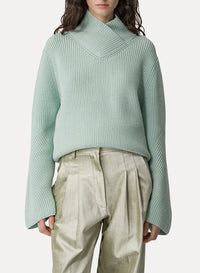 KNITWEAR