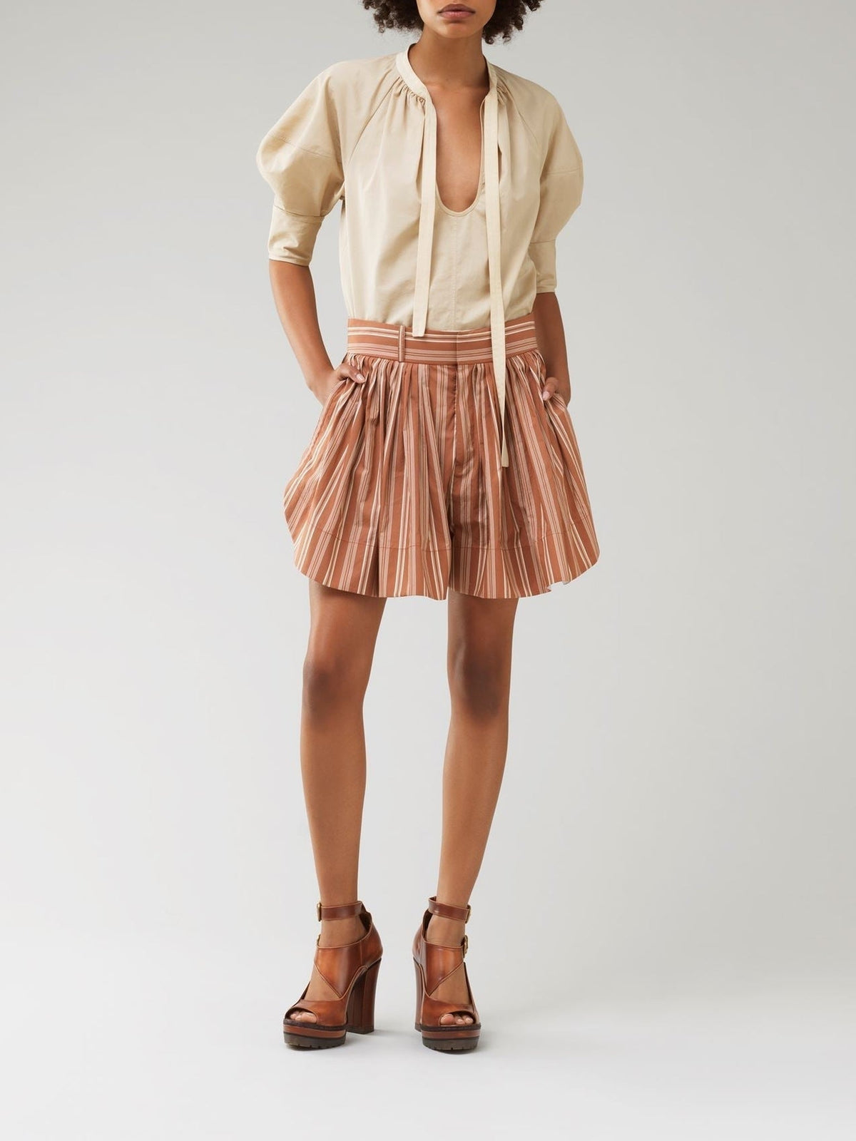 BASEPLUS_Amber Brown SHORT - Amber Brown