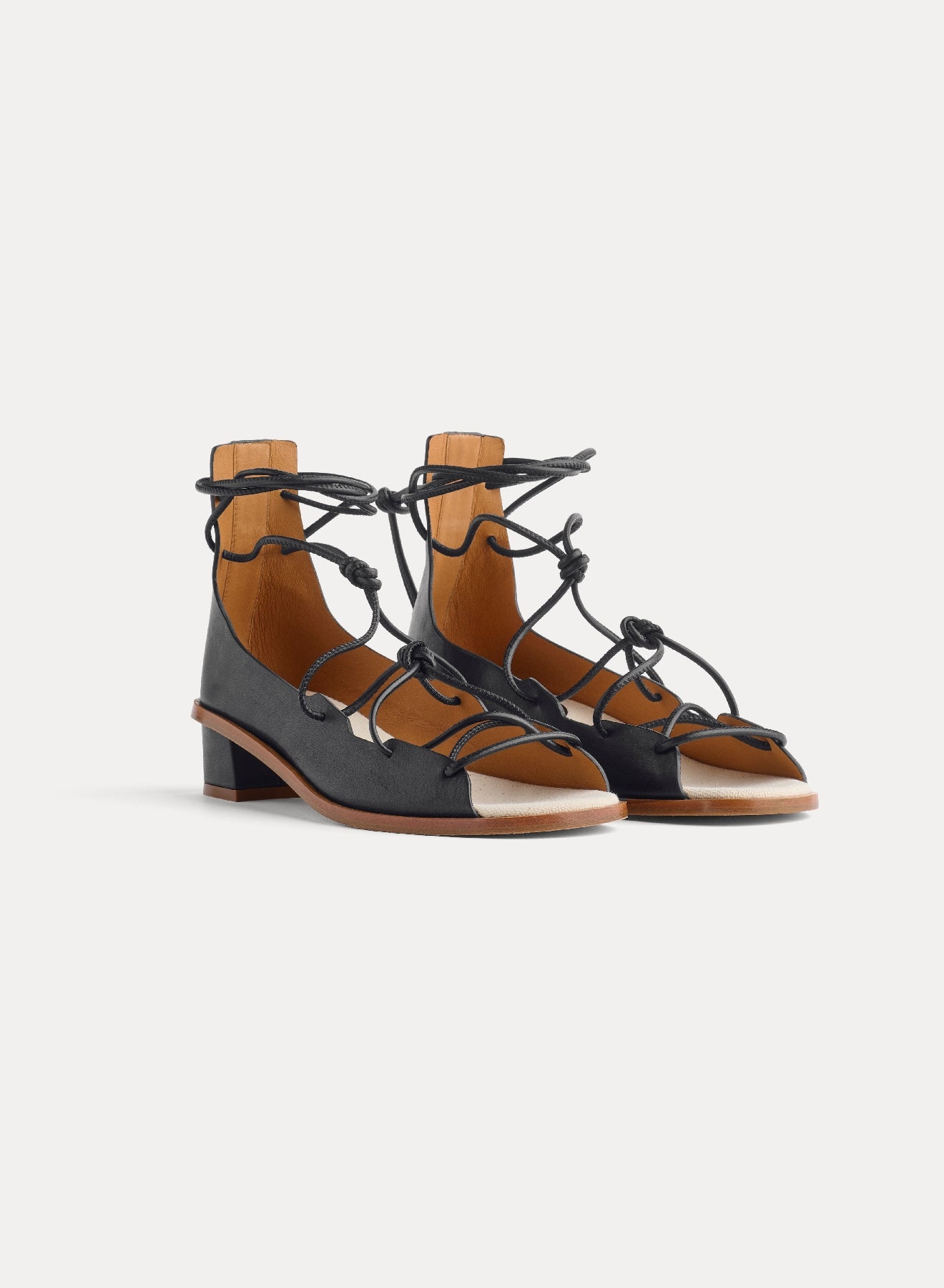 Sandales avec lacets tubulaires 35 en cuir - Nero