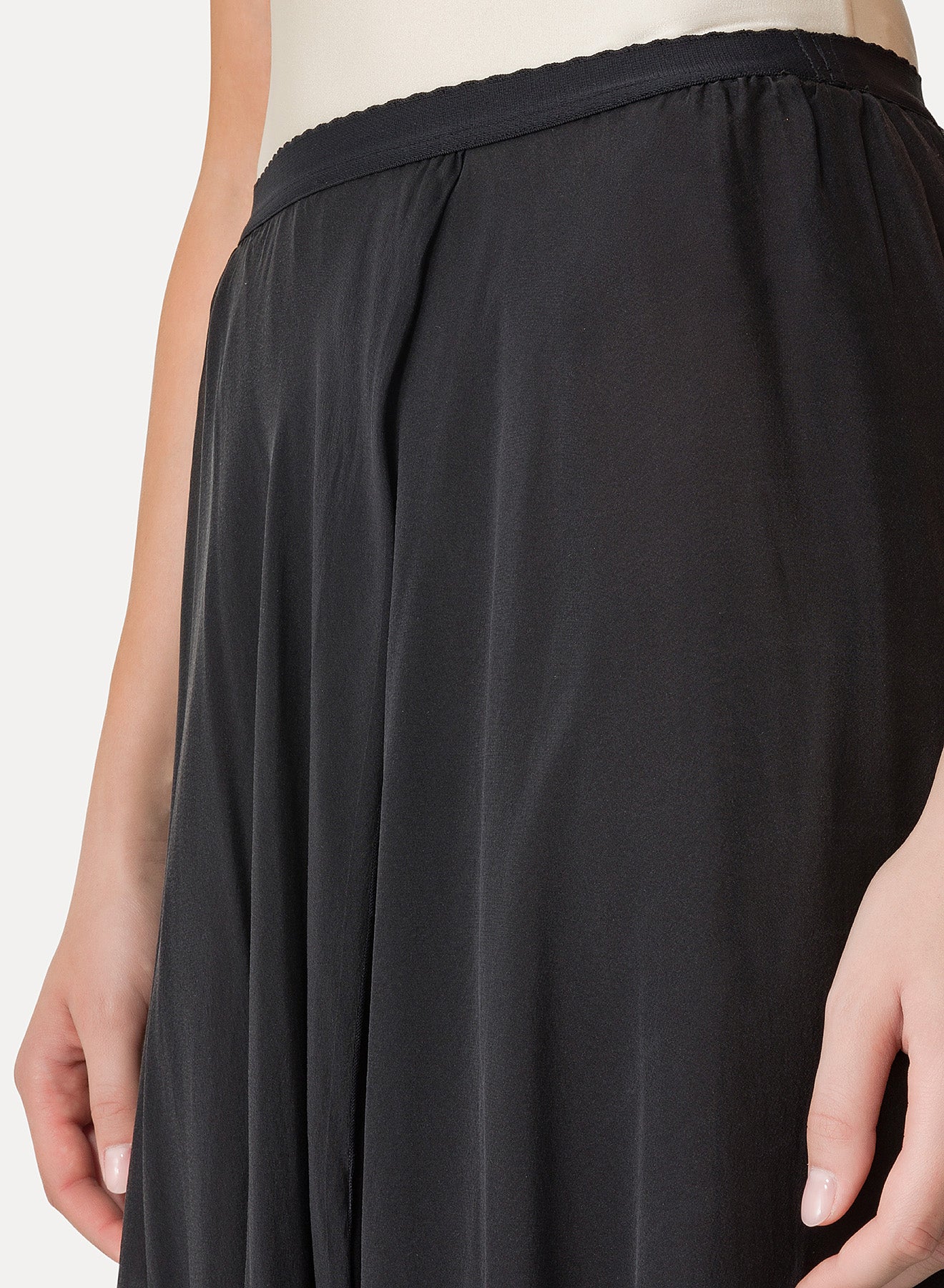 Jupe longue avec élastique à la taille en soie - Noir