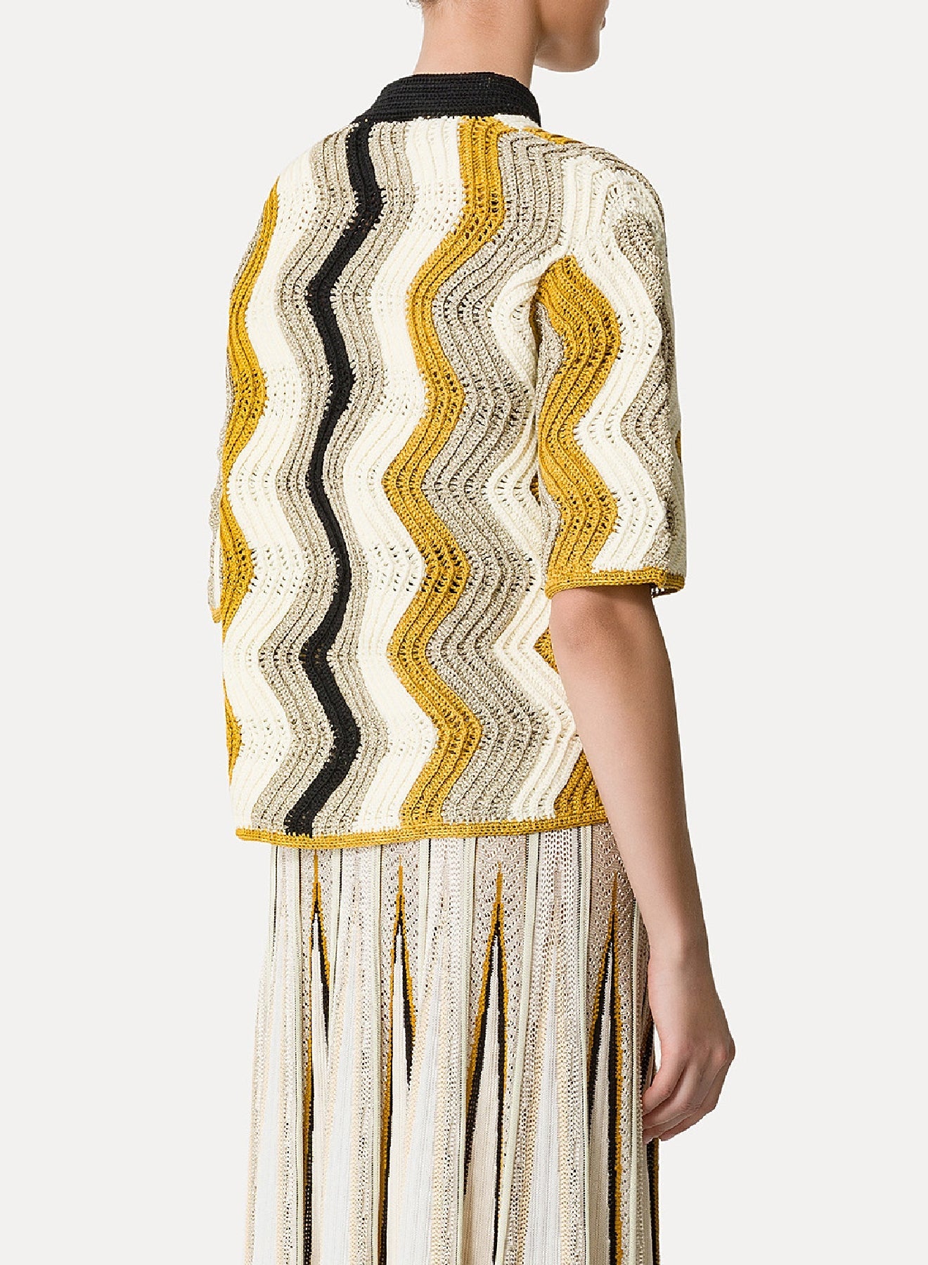 KNITWEAR