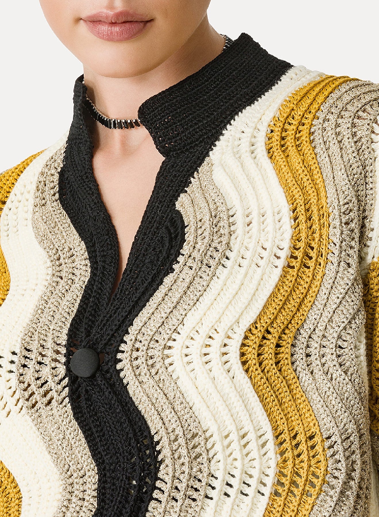 KNITWEAR