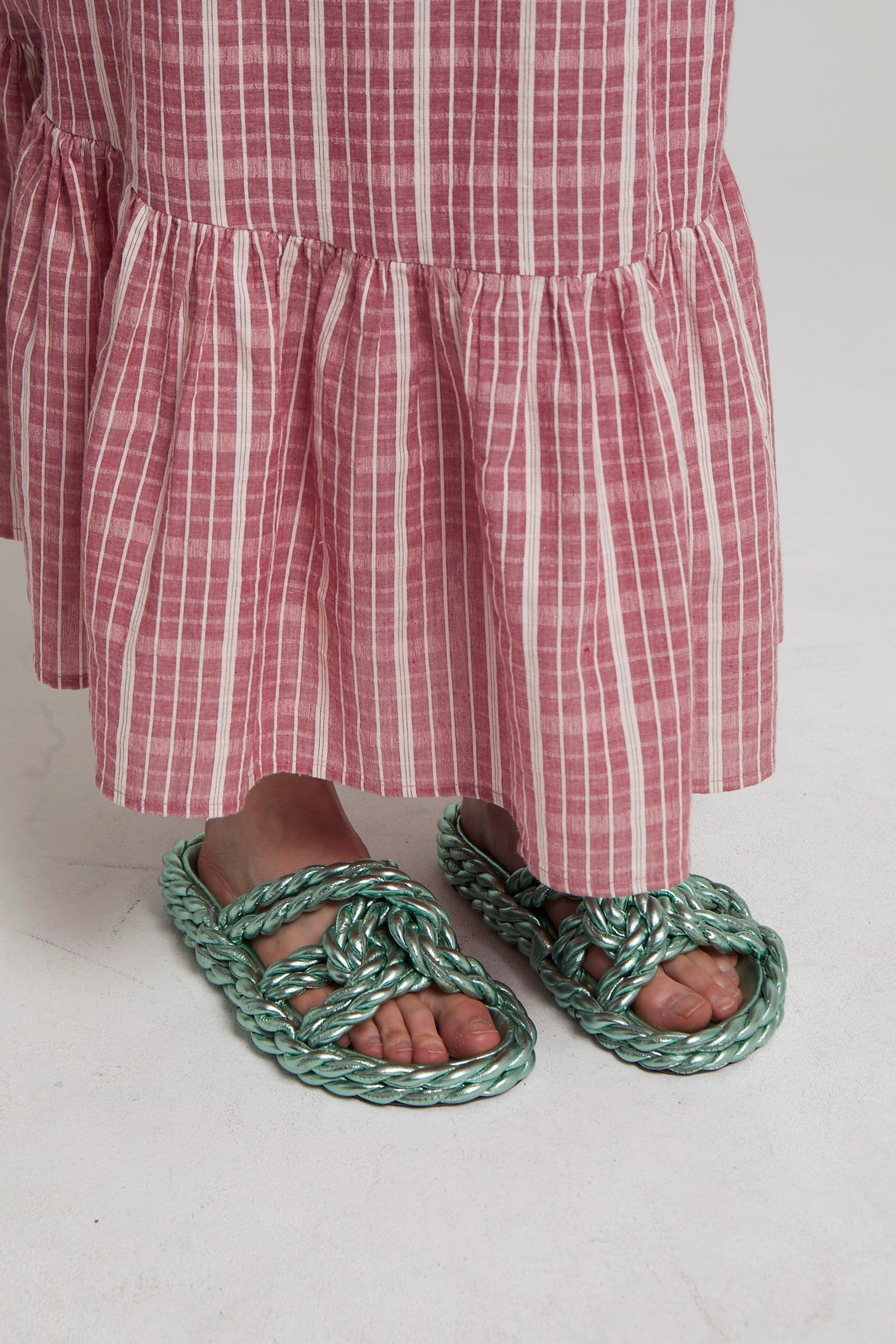 ZNOSTOCK_RED ROBE PEACH - Red