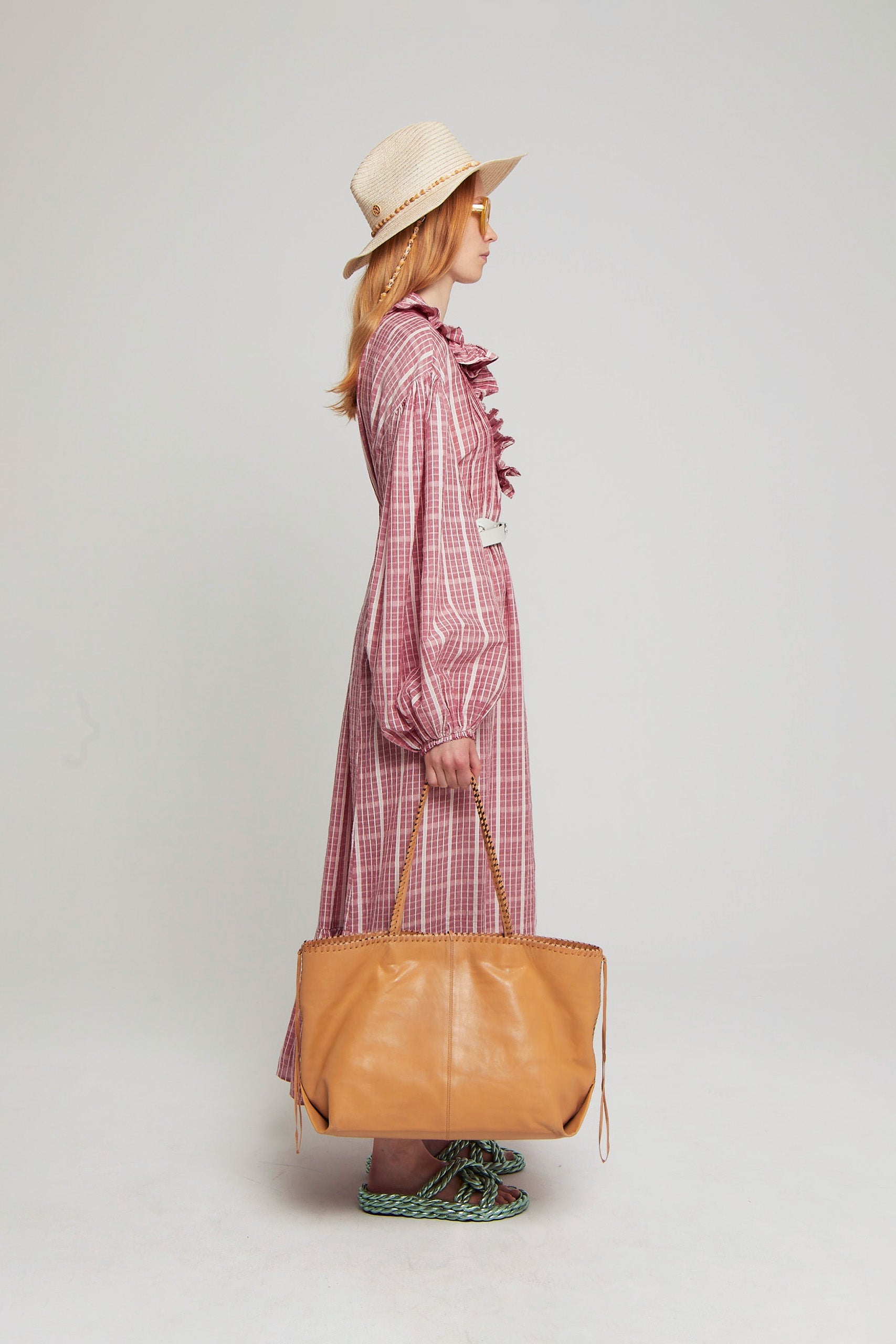 ZNOSTOCK_RED ROBE PEACH - Red