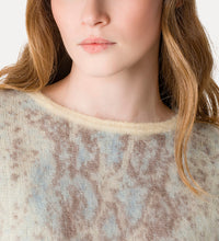 KNITWEAR