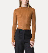 KNITWEAR