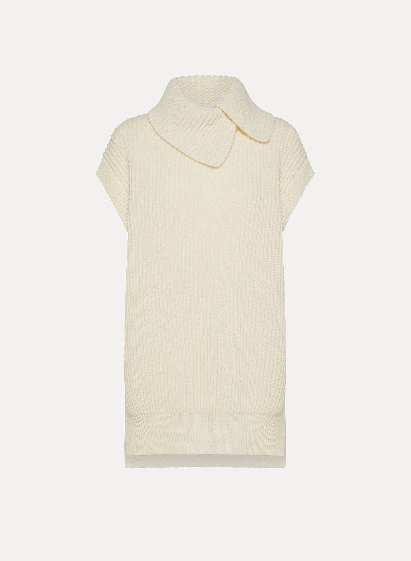 KNITWEAR