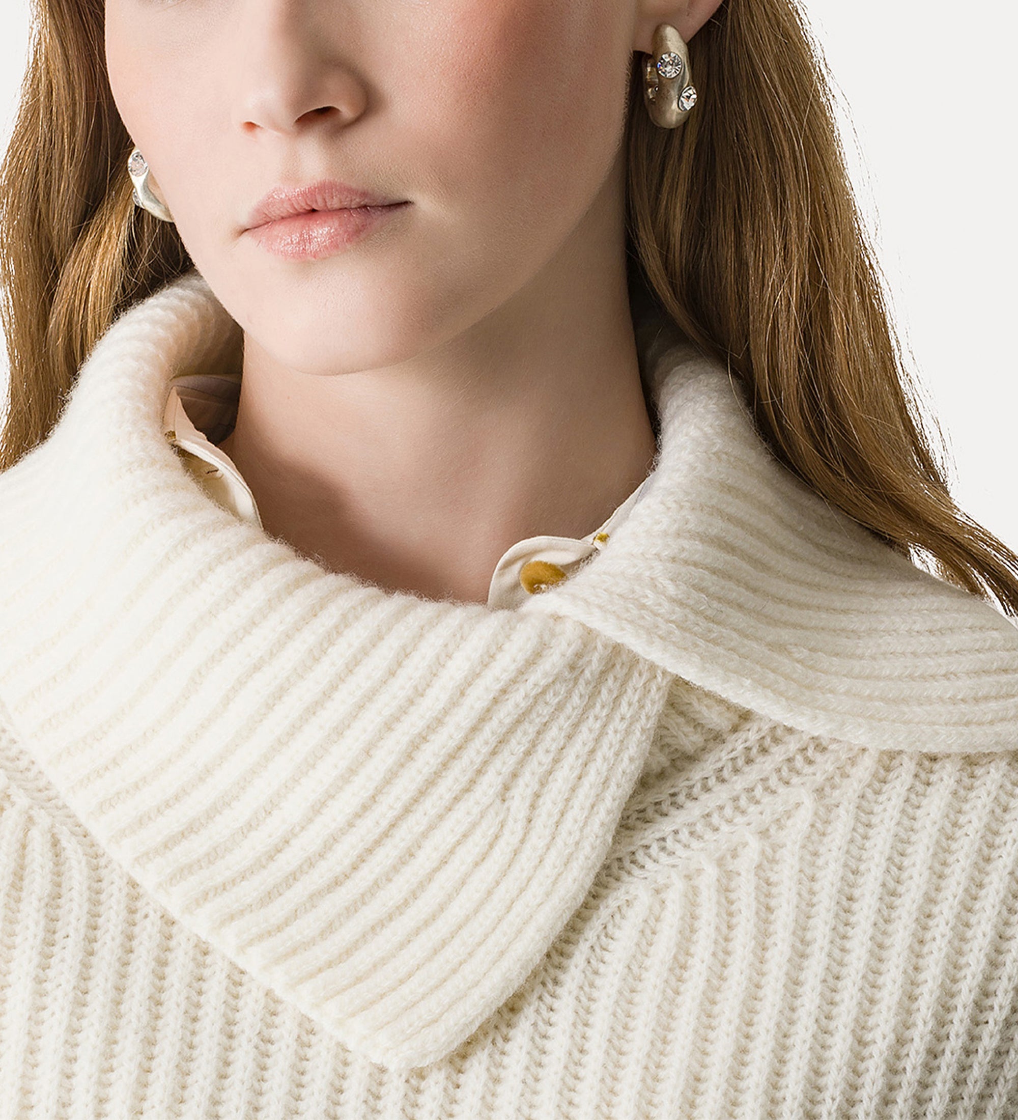 KNITWEAR