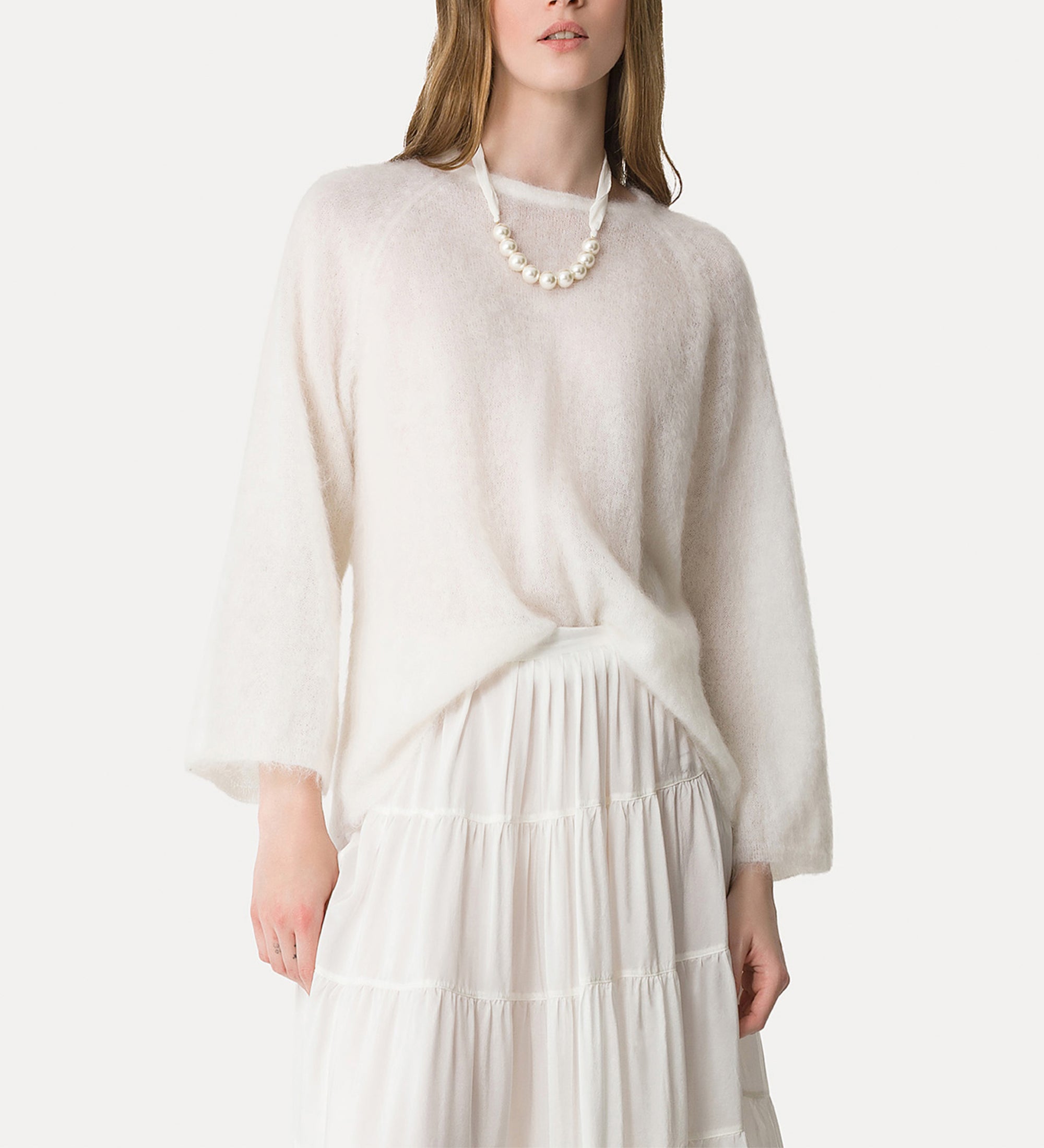 KNITWEAR