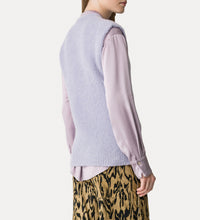 KNITWEAR