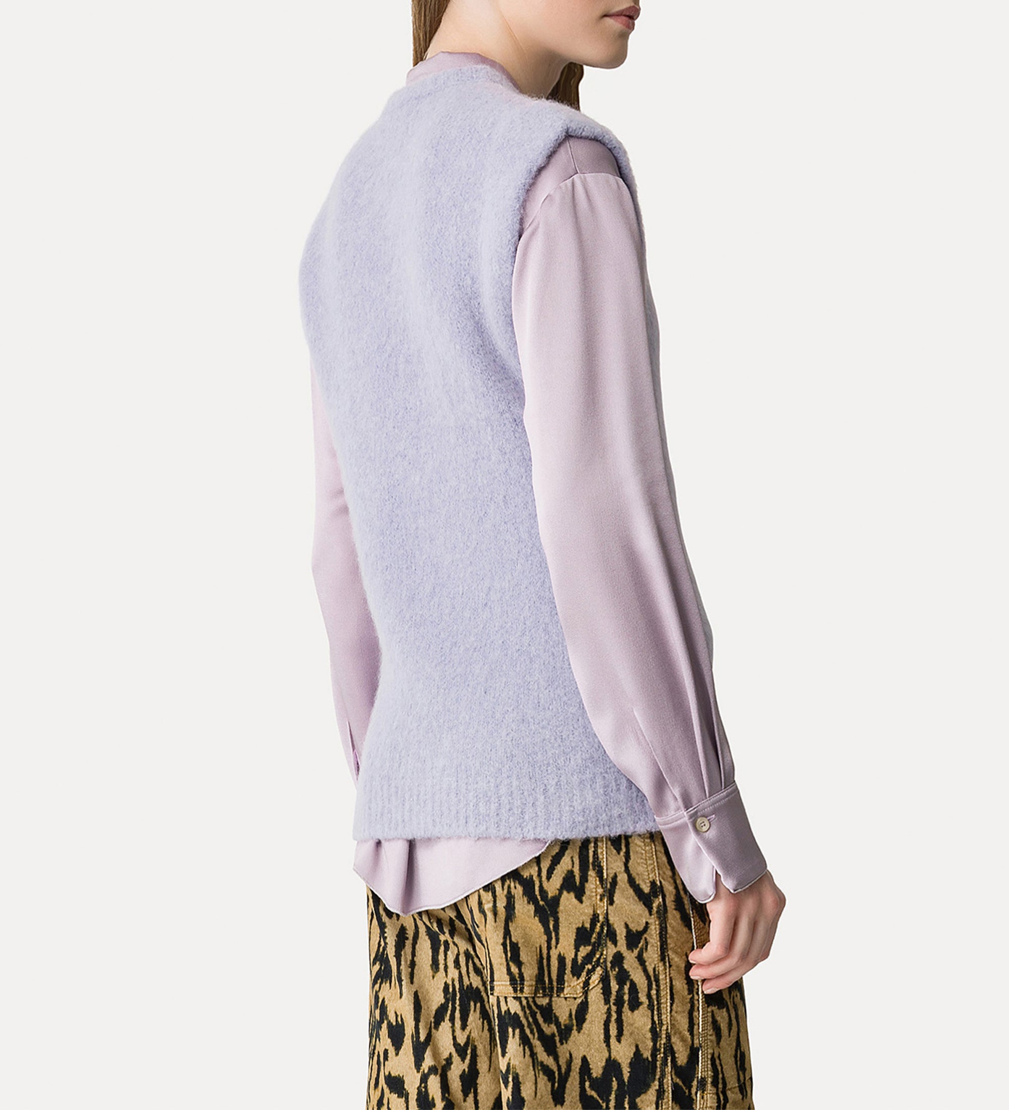 KNITWEAR