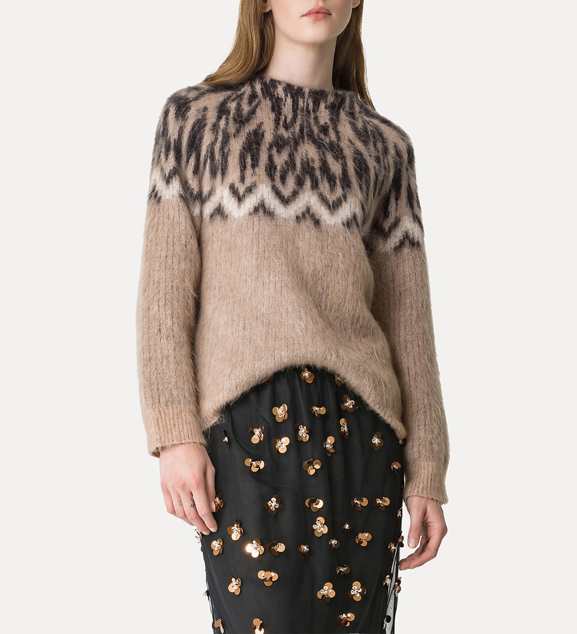 KNITWEAR