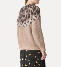 KNITWEAR