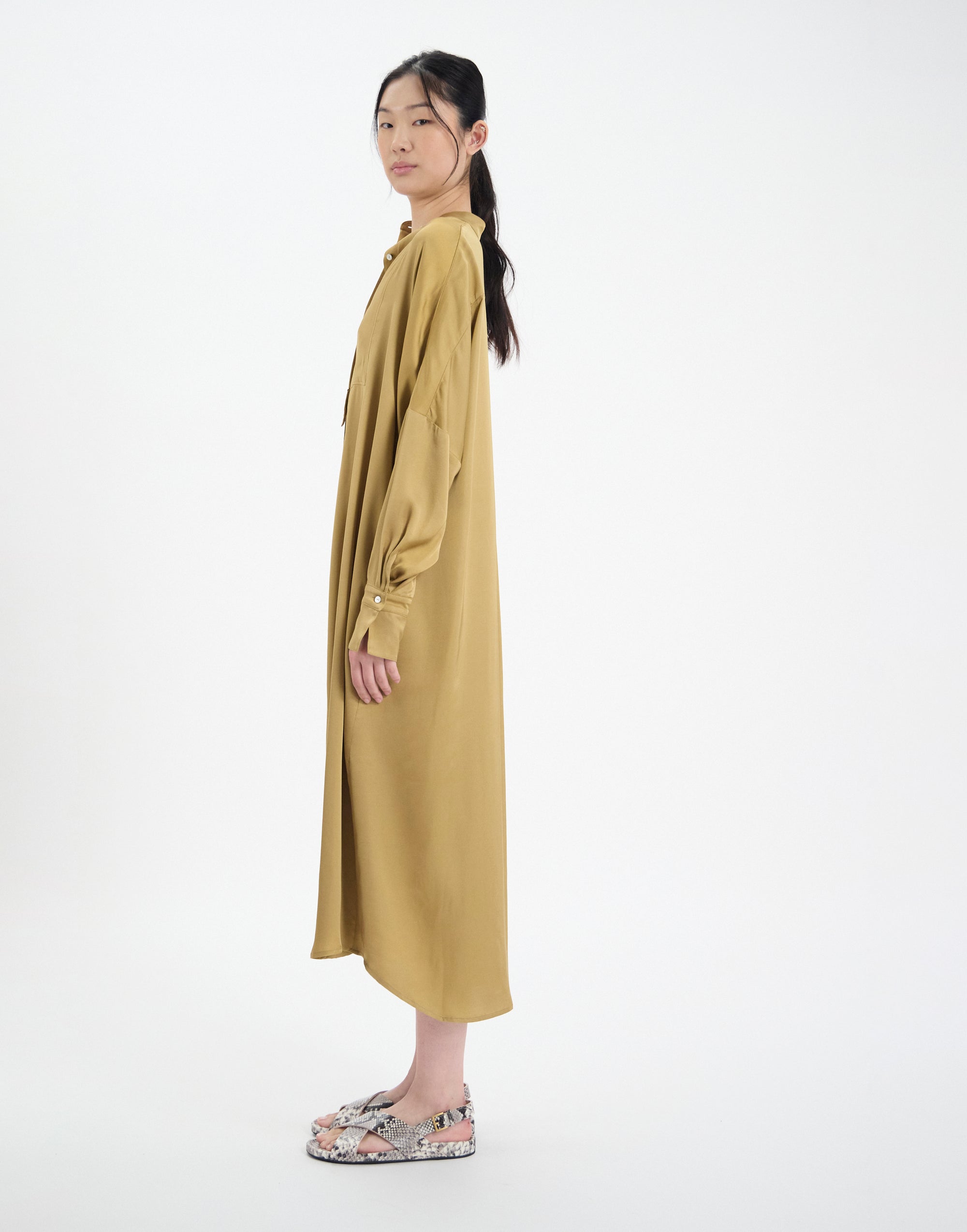 17qty NEW  / Robe Boy -  Camel
