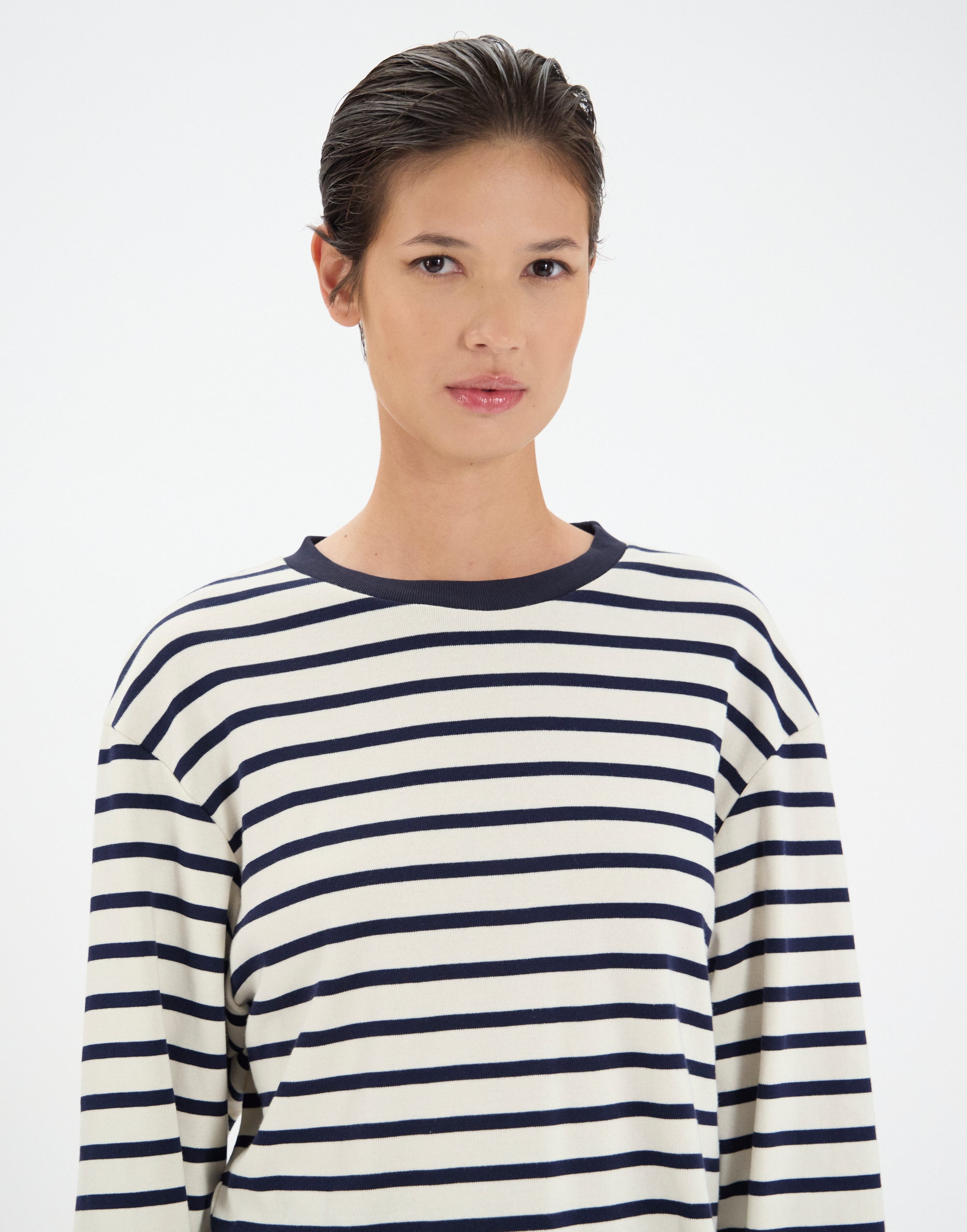 38qty NEW  / Pull Layann -  Blue Navy