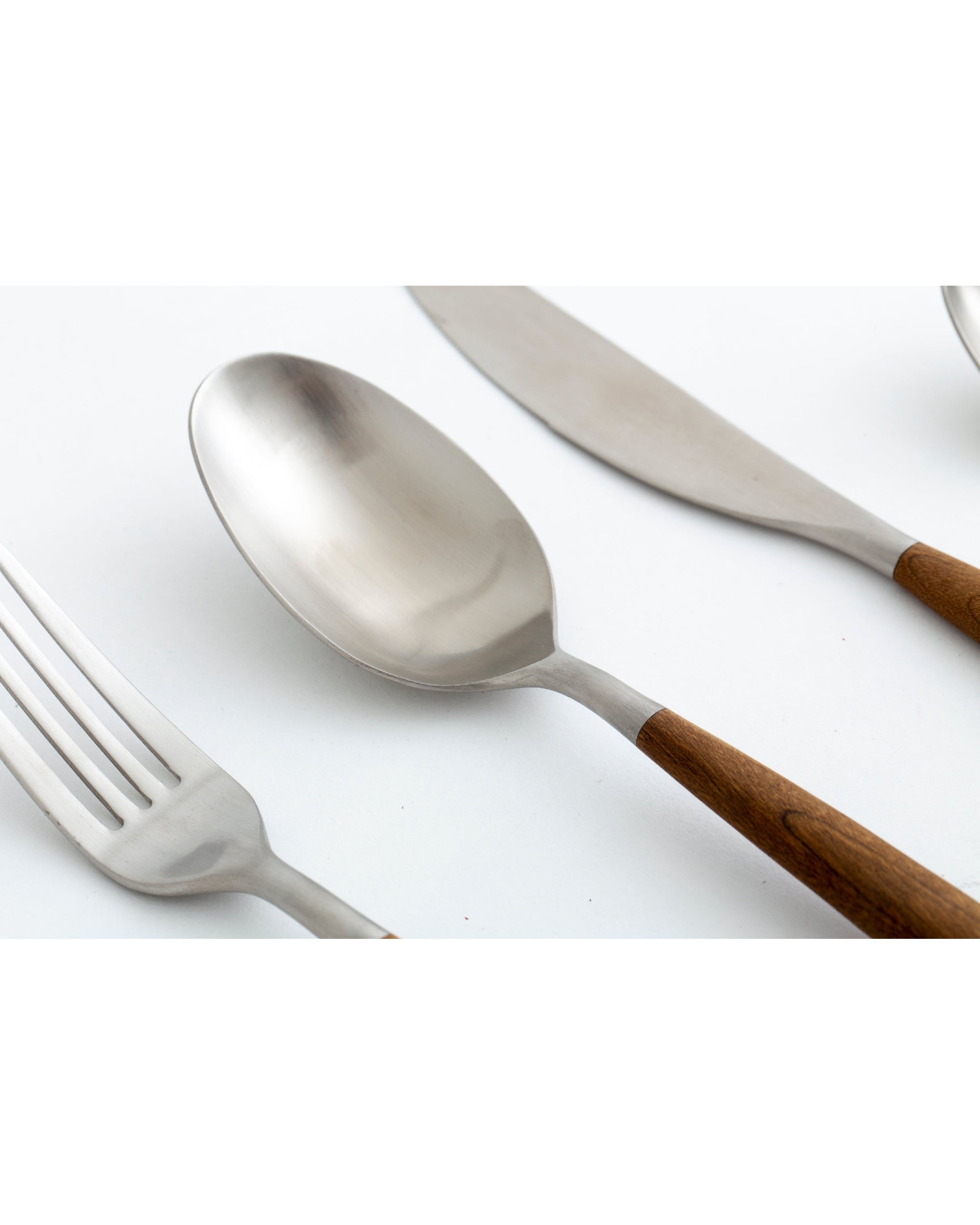 CUILLERE DE TABLE BORNEO