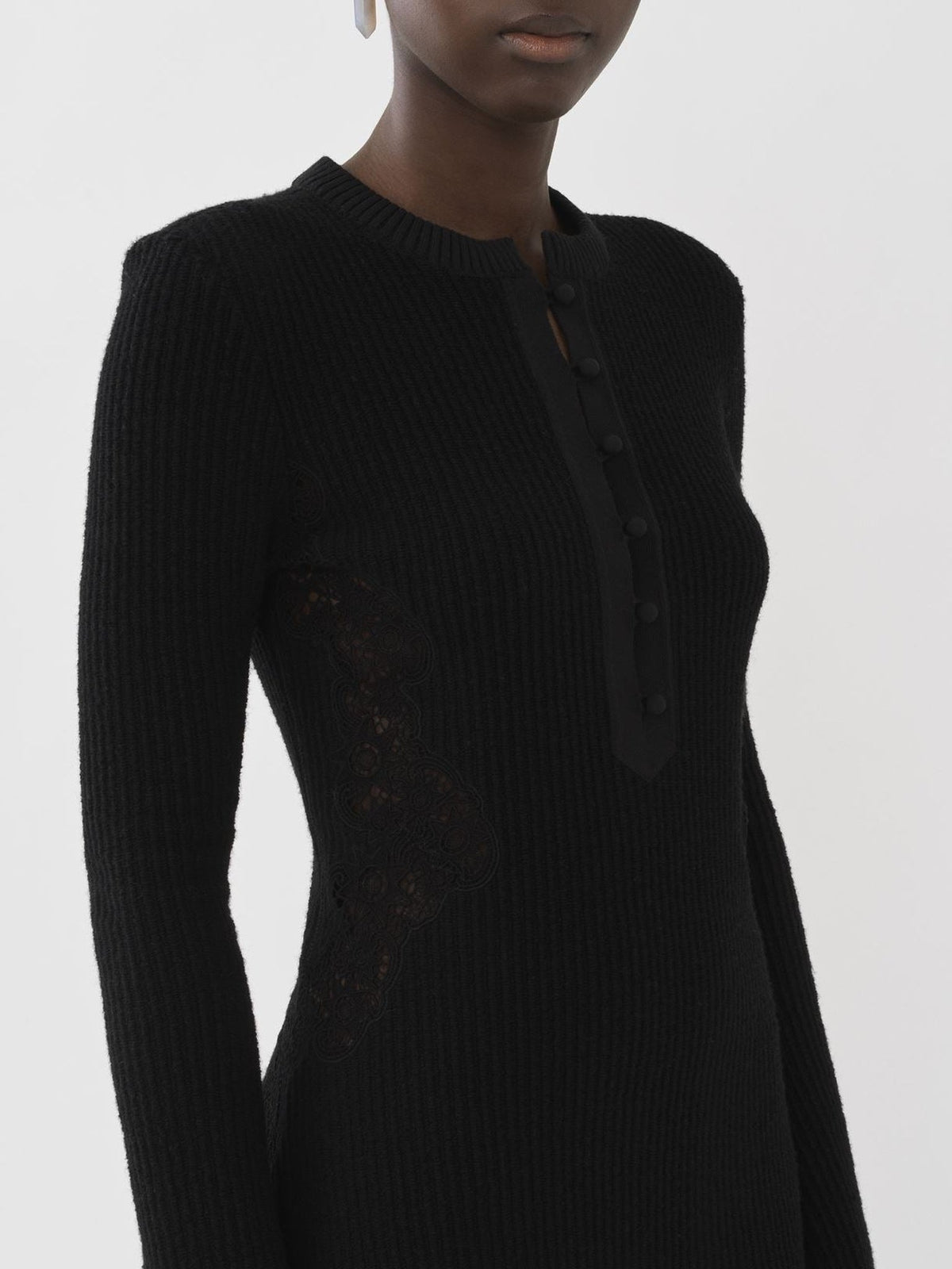BASEPLUS_Black DRESS - Black
