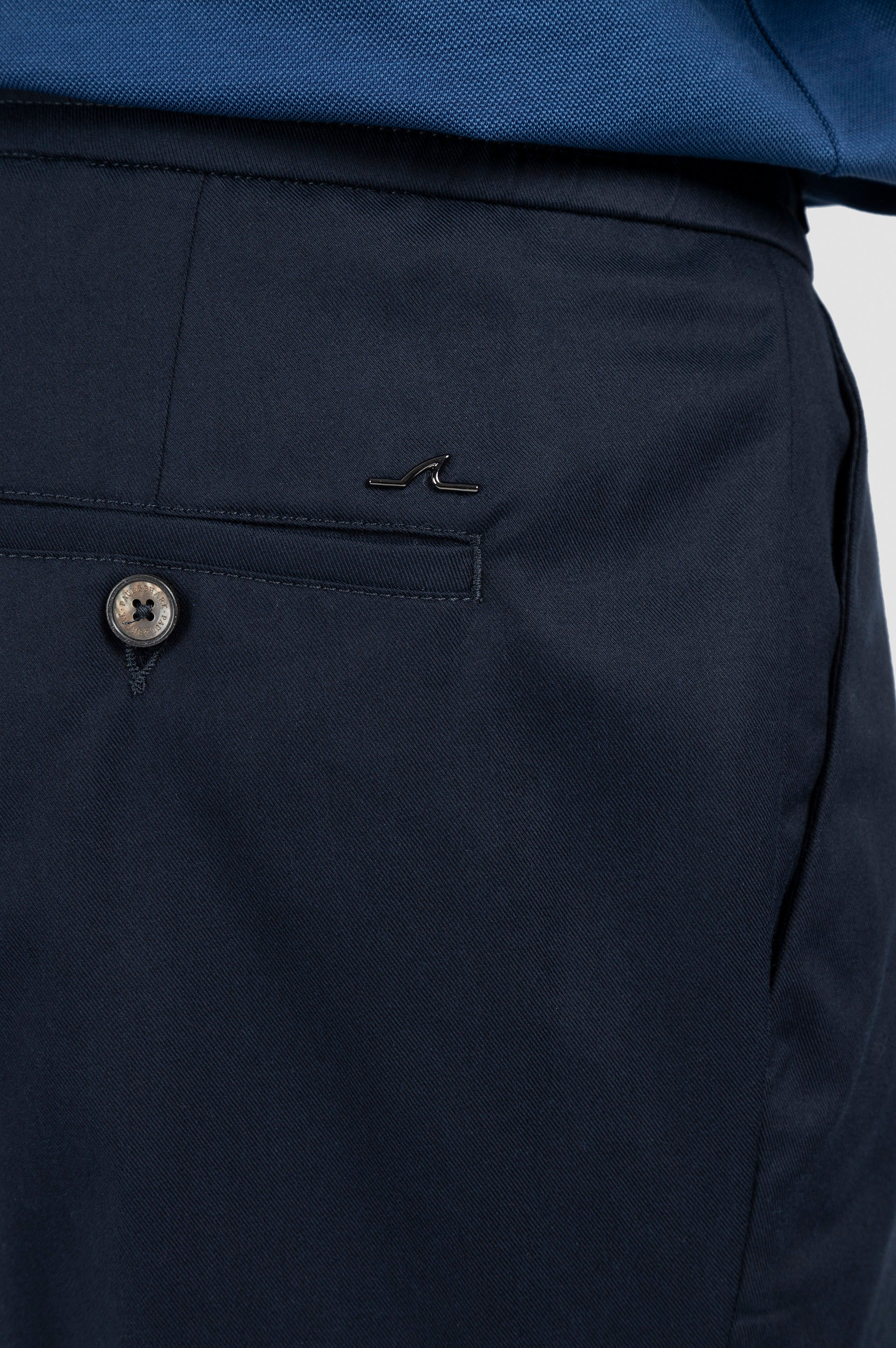 P1P-Pantalone con una pince