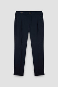 P1P-Pantalone con una pince