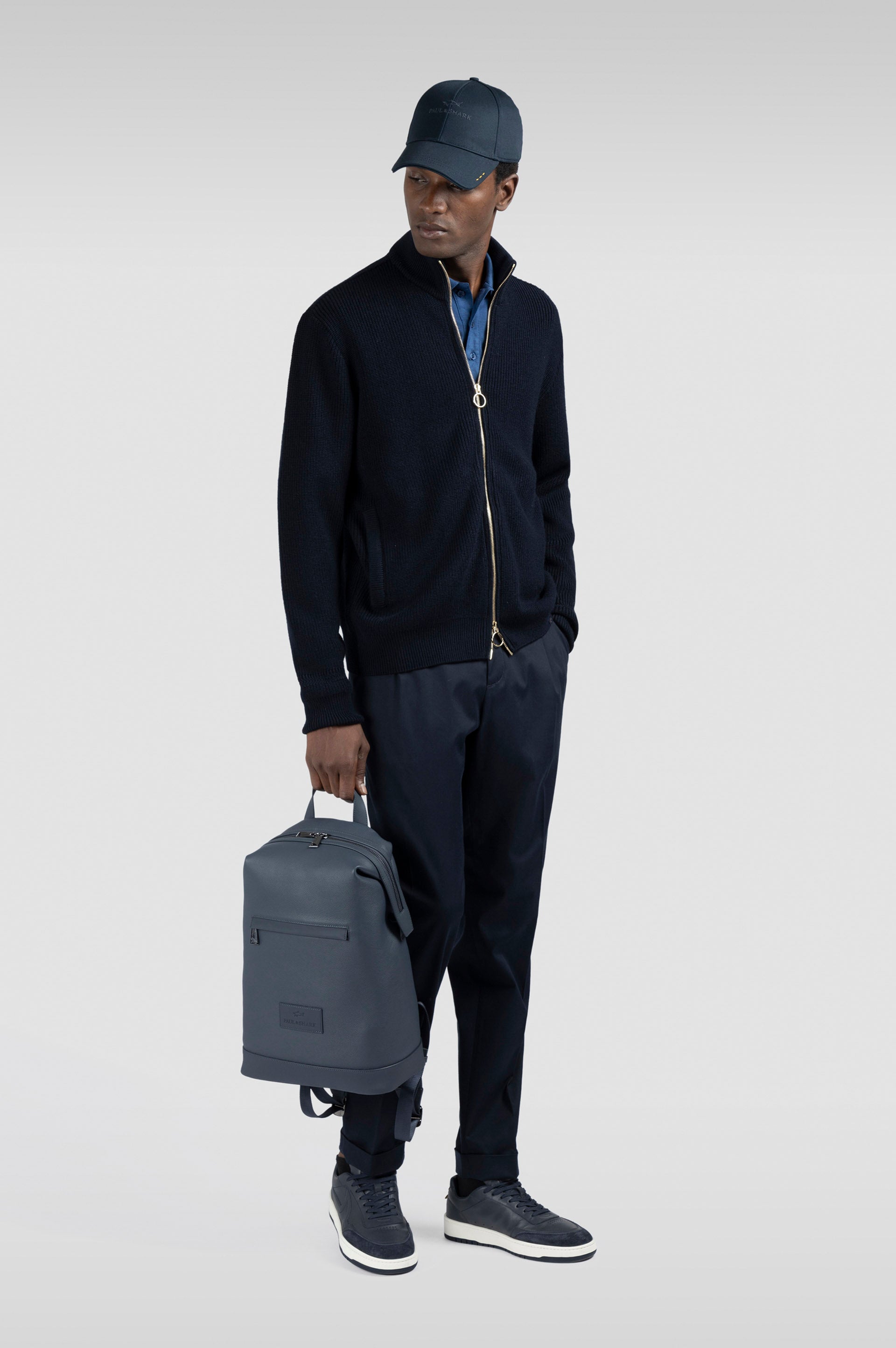 P1P-Pantalone con una pince