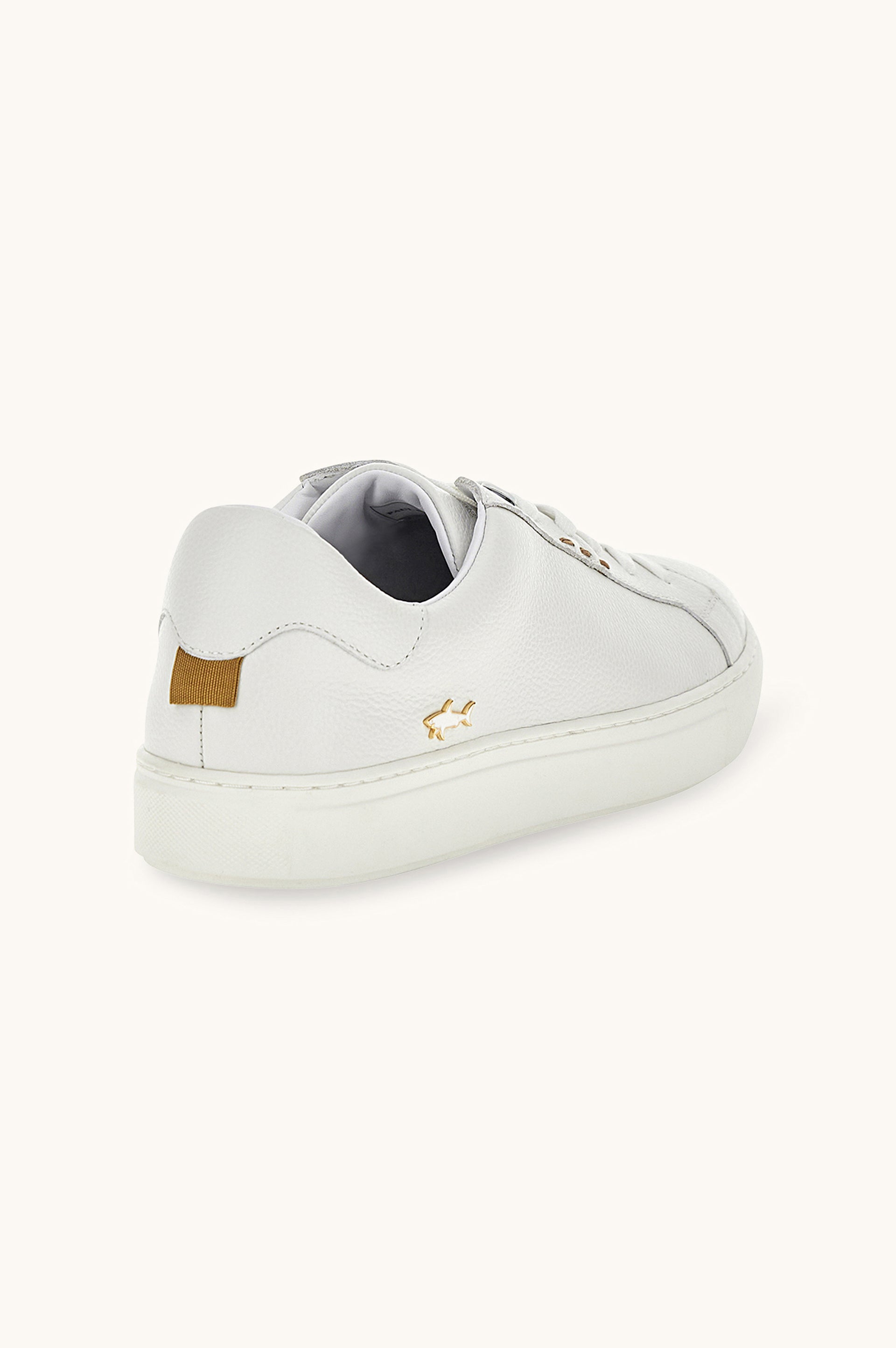 SNEAKE-Sneakers