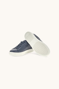 SNEAKE-Sneakers