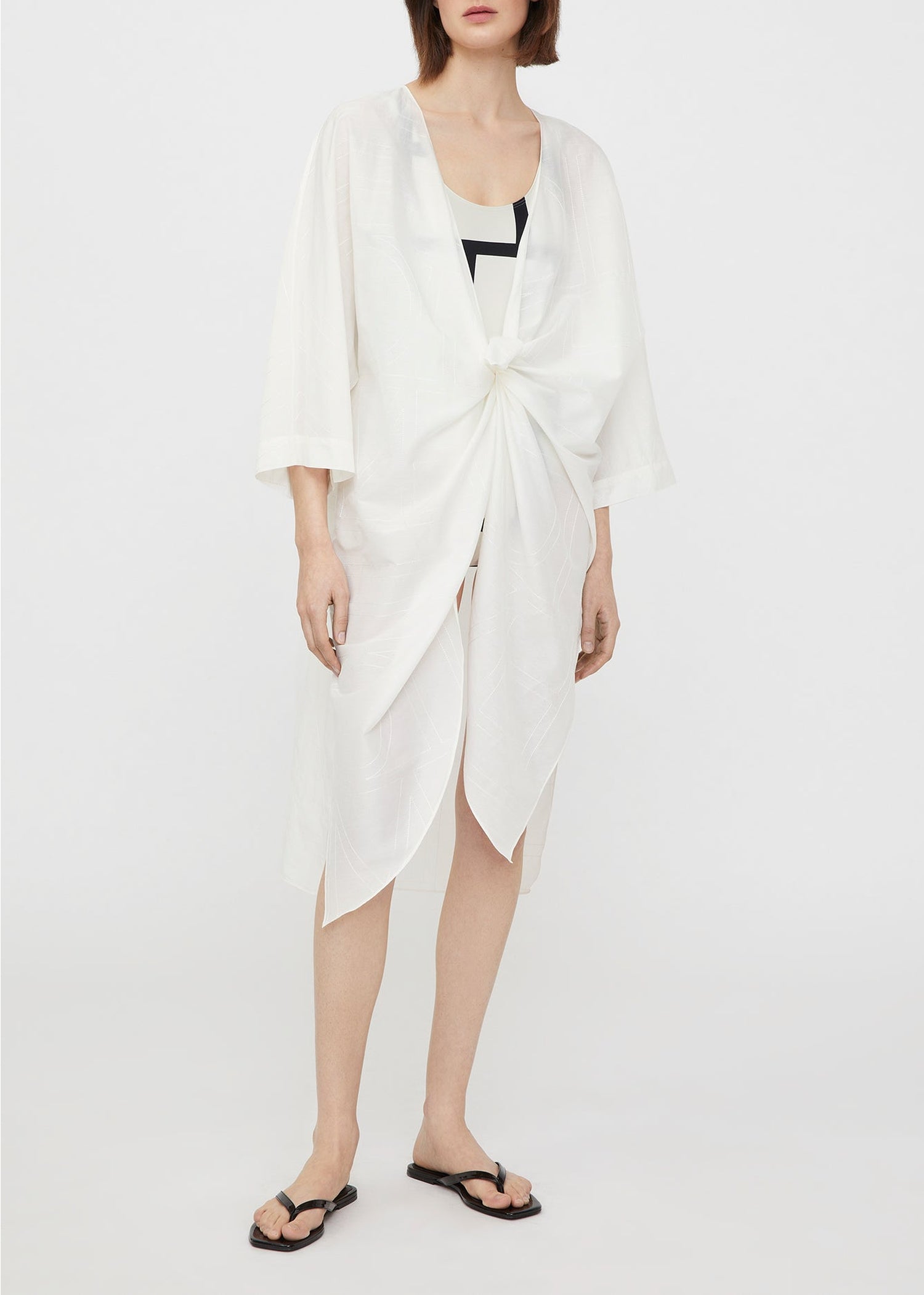 Blouse longue à nœuds brodé - Tofu