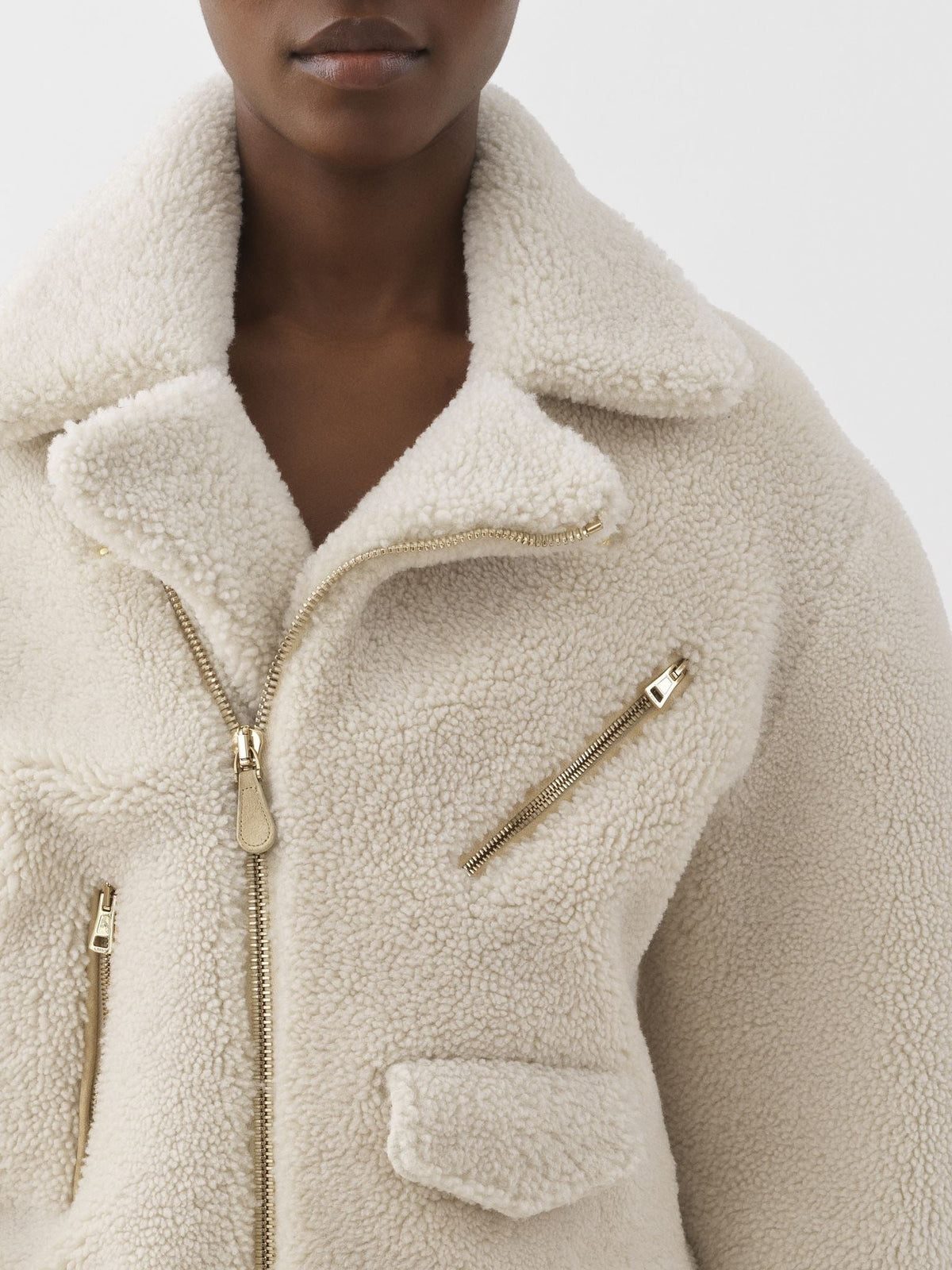 BASEPLUS_Confident White JACKET - Confident White