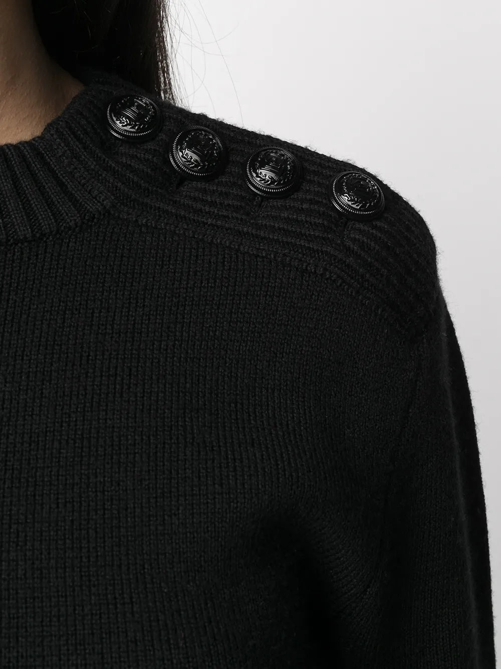 Pull col roulé avec détails boutonnés en laine - Black