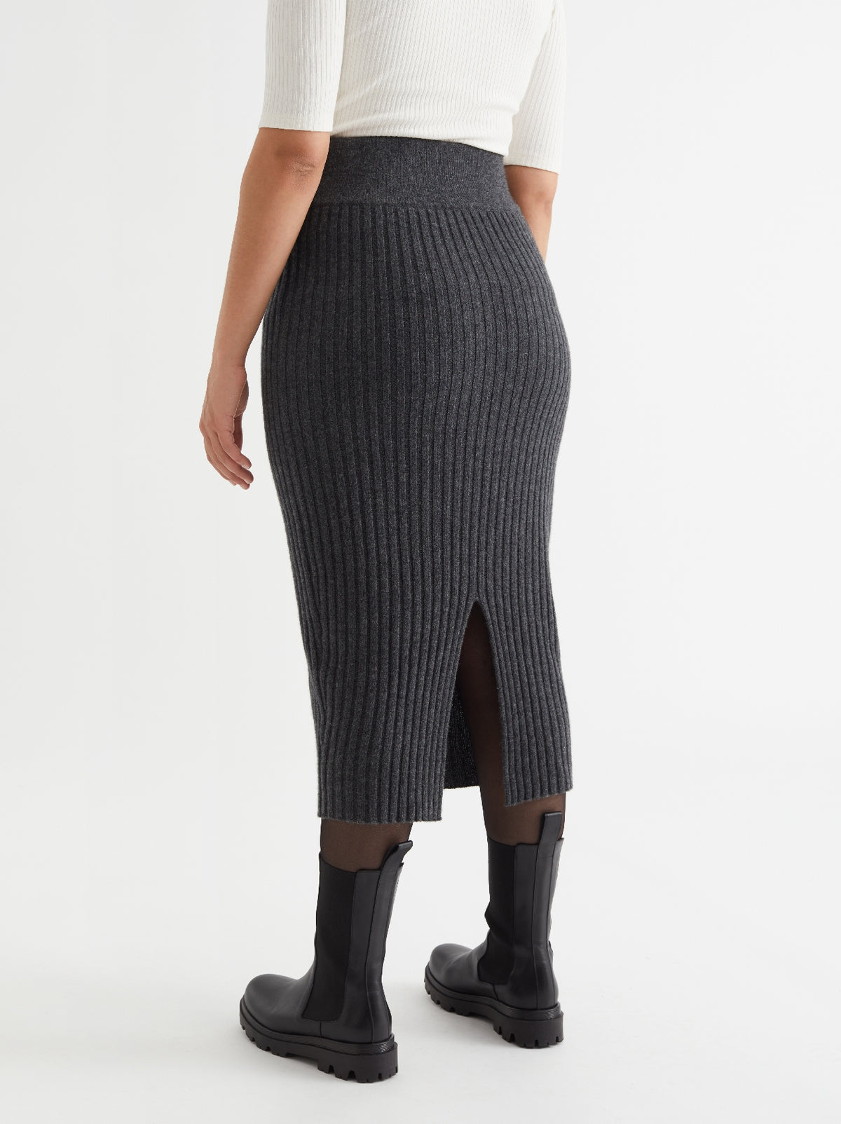 Ribbed Midi Skirt
