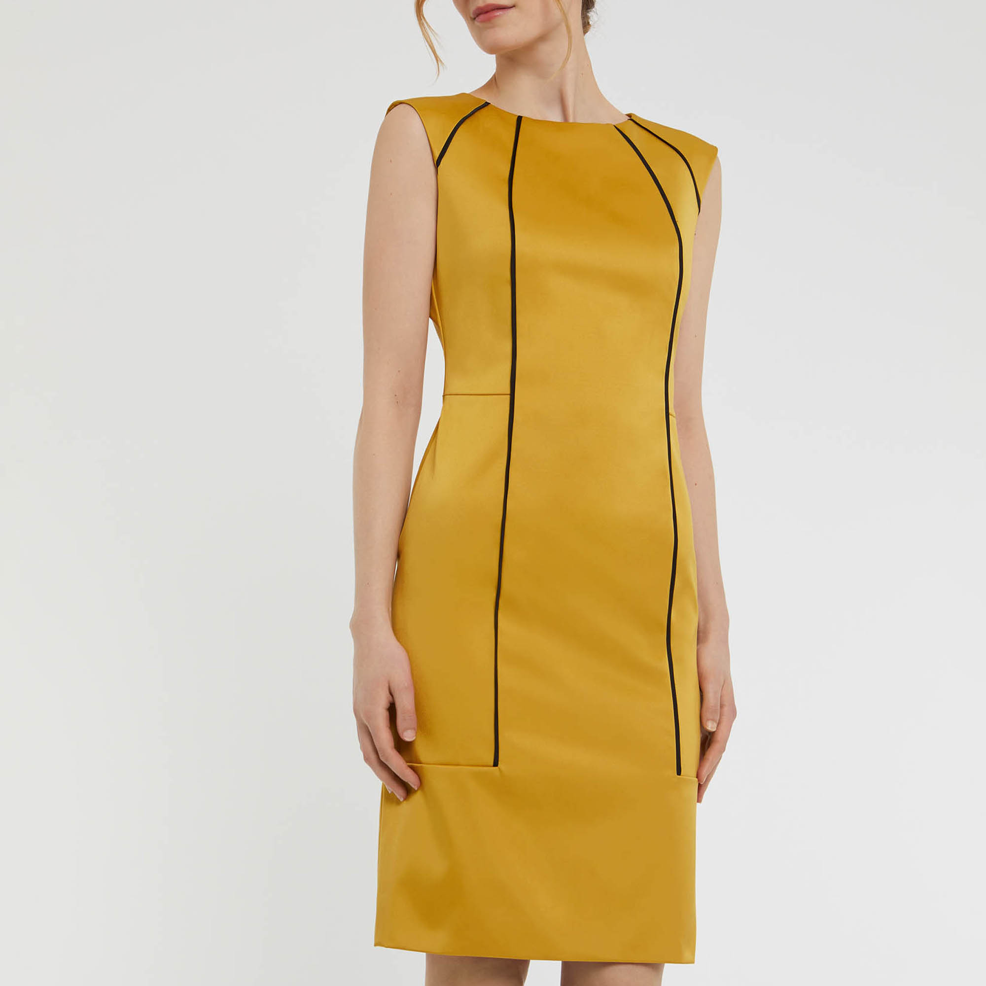 OCRE/KAKI ROBE