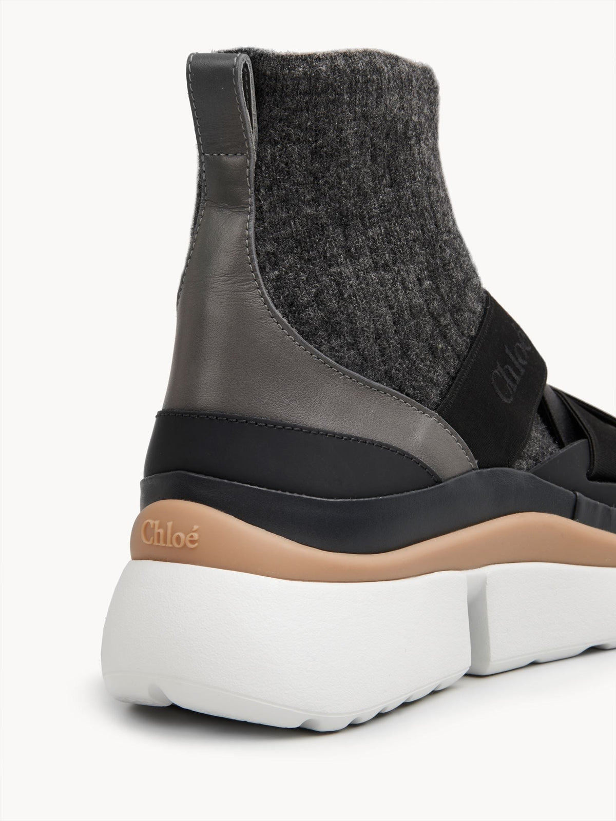 BASEPLUS_Black SNEAKERS - Black