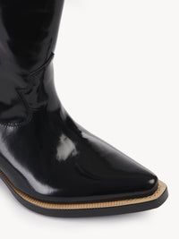 Black BOOTS - Black