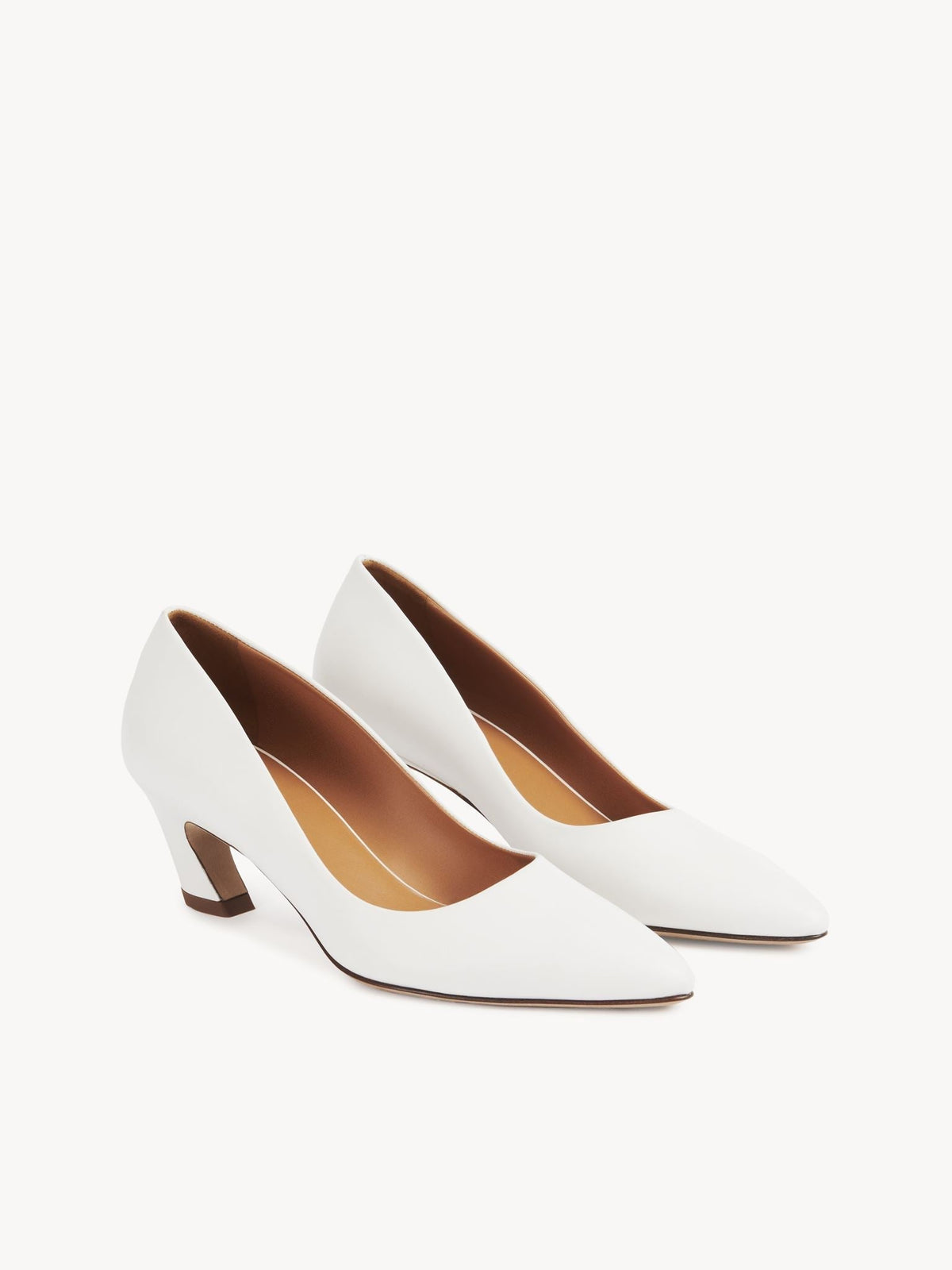 White PUMP - White