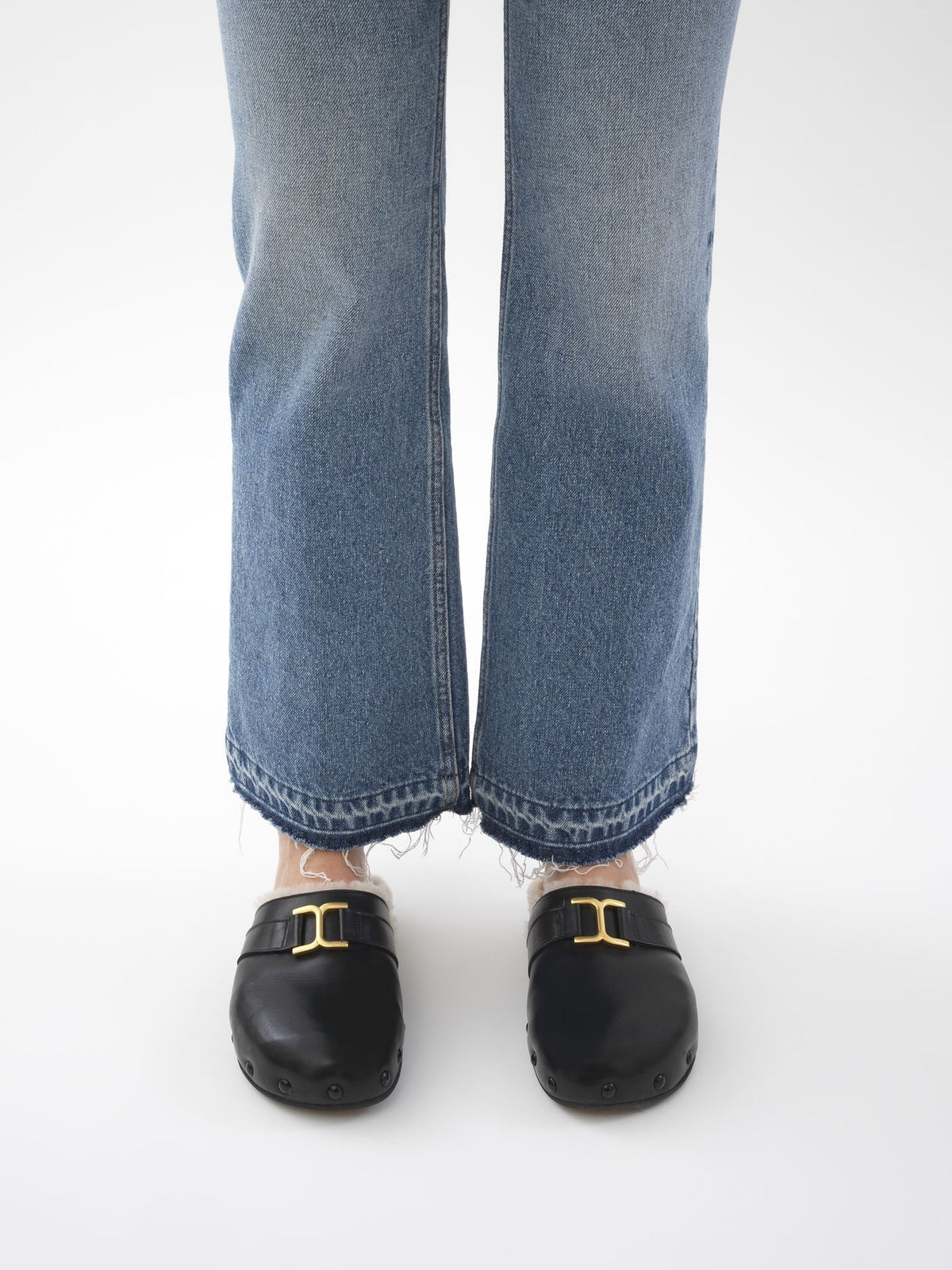BASEPLUS_Black MULES - Black