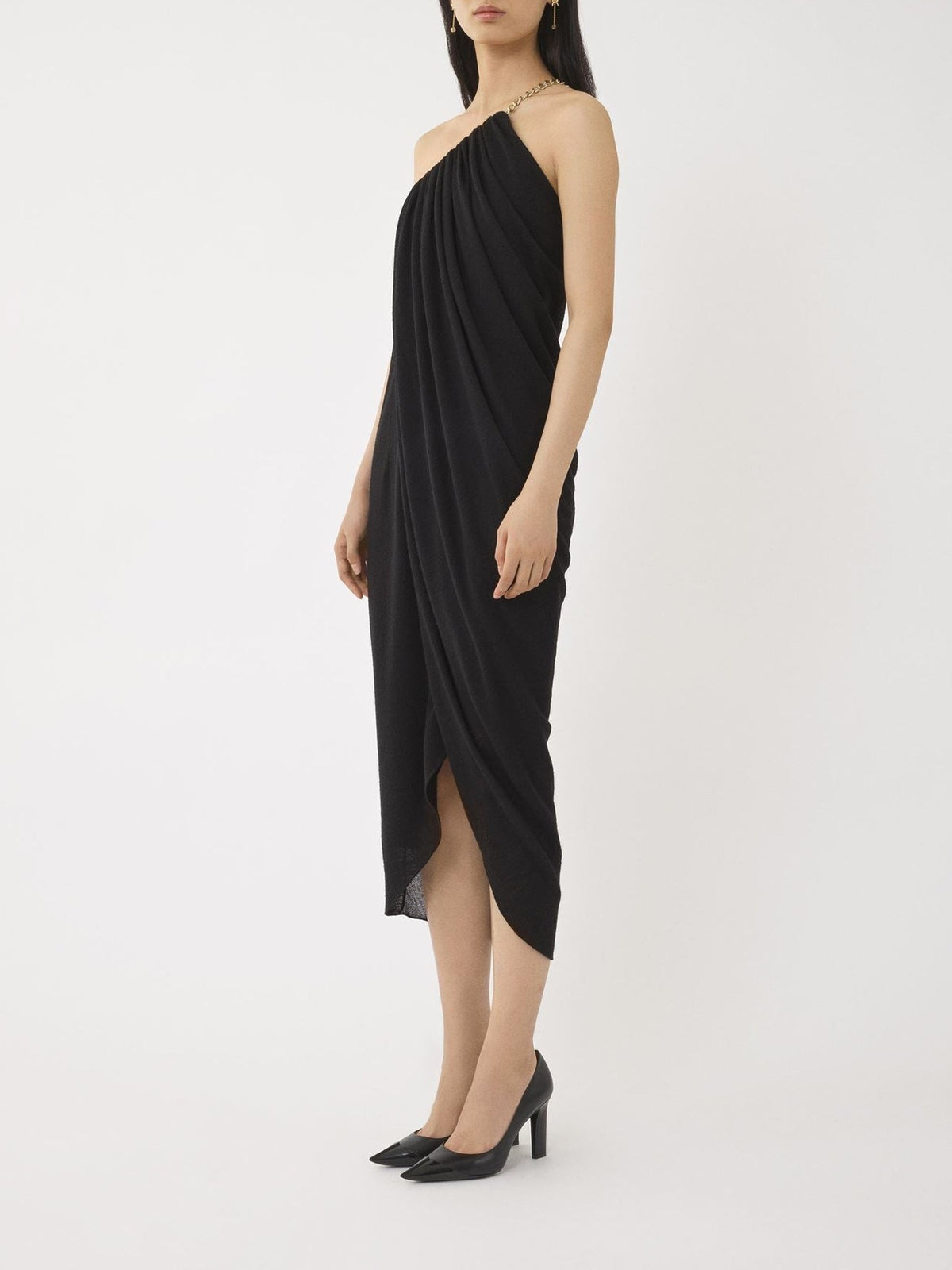 BASEPLUS_Black PUMP - Black