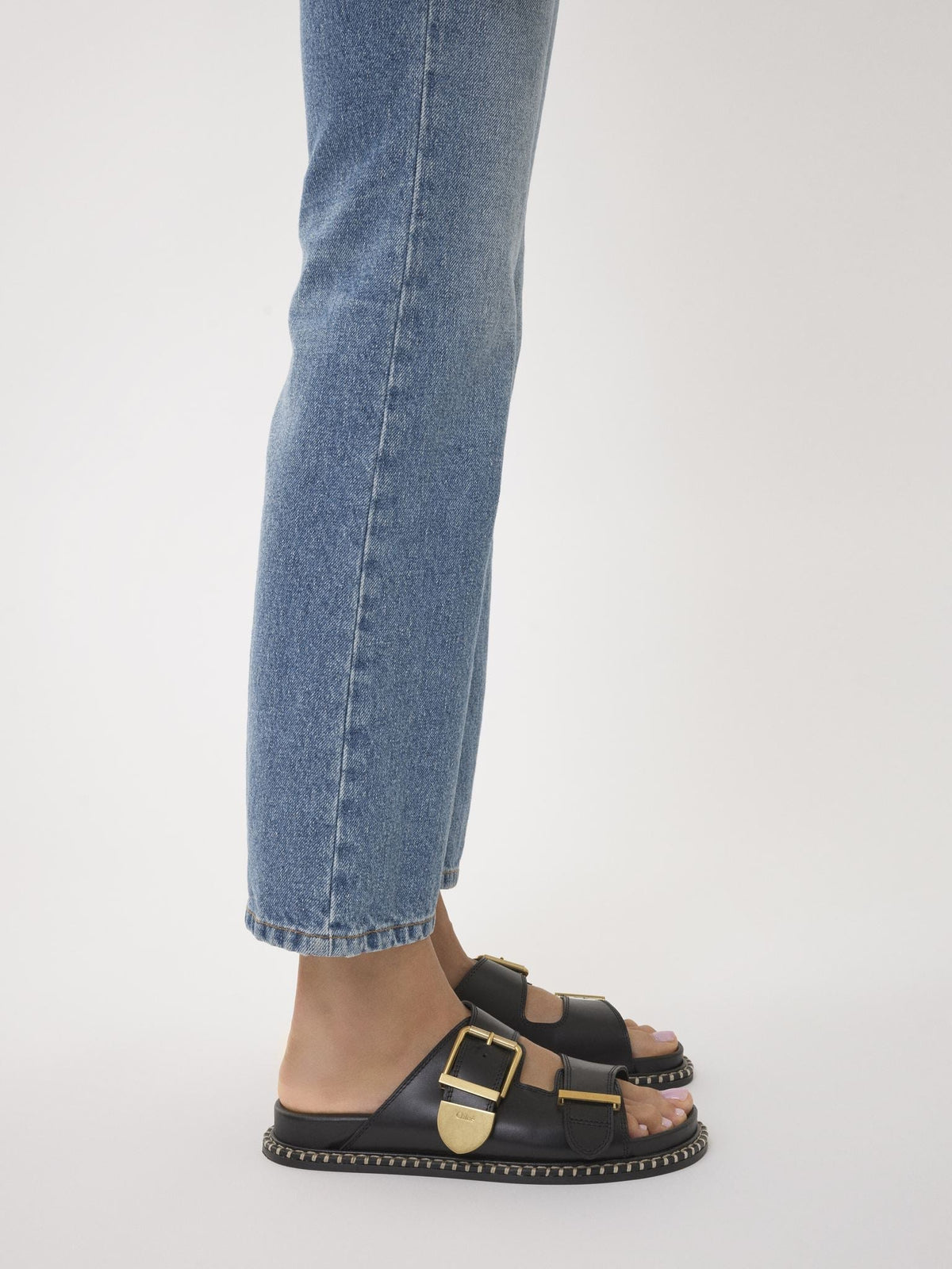 BASEPLUS_Black SLIDES - Black