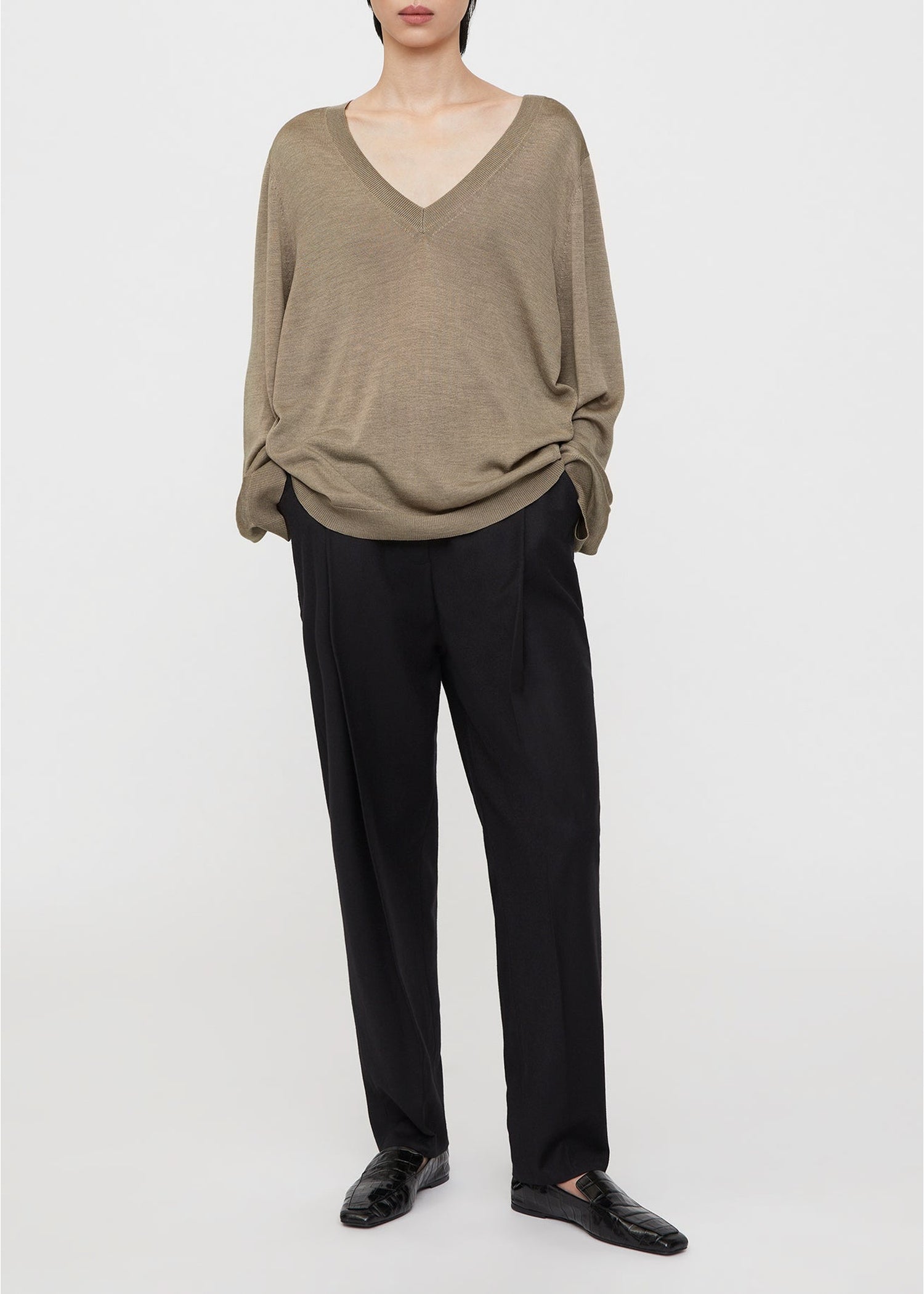 Pull à col V en soie - Mink
