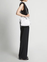 Sac seau à cordon de serrage en cuir - Optic White