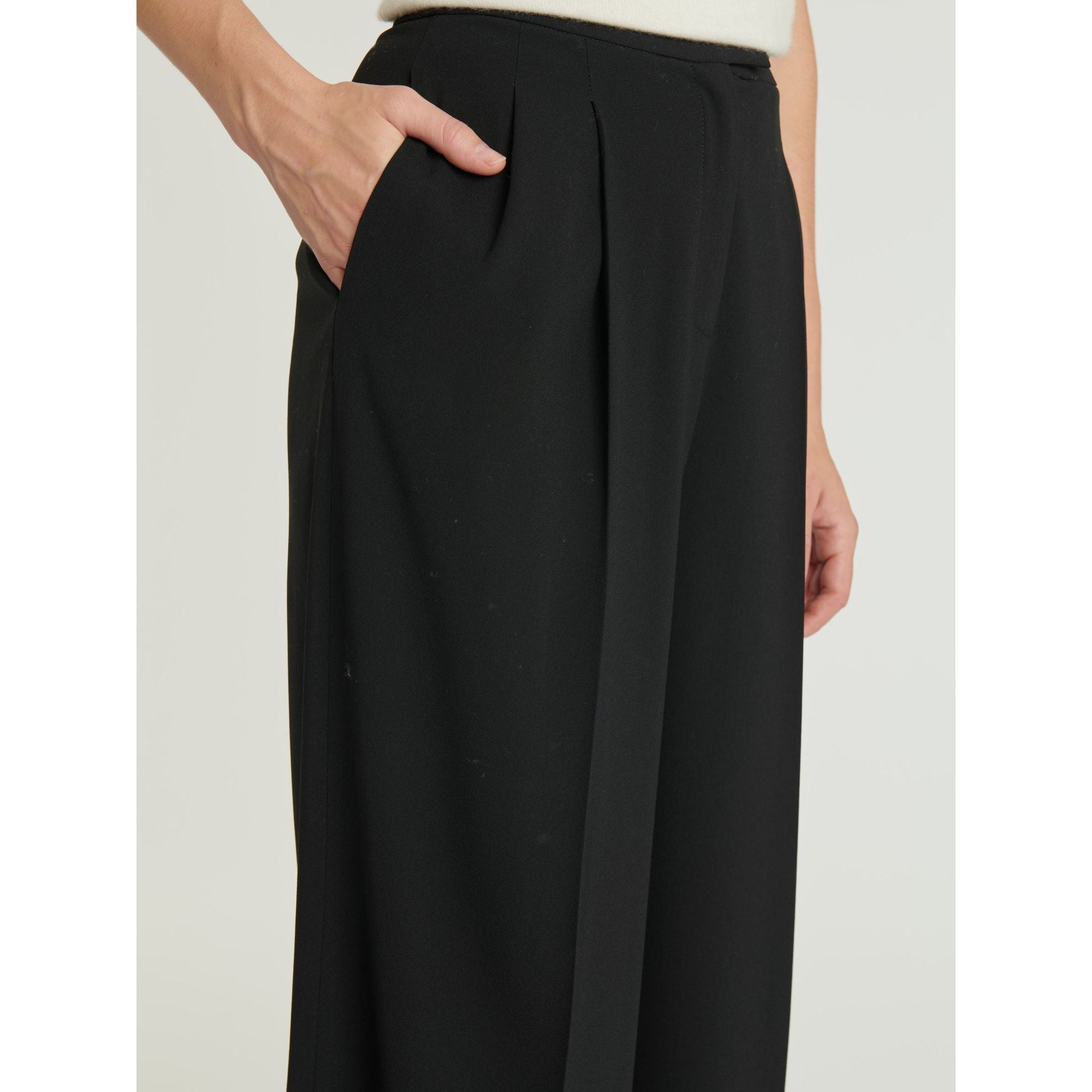 NOIR PANTALON