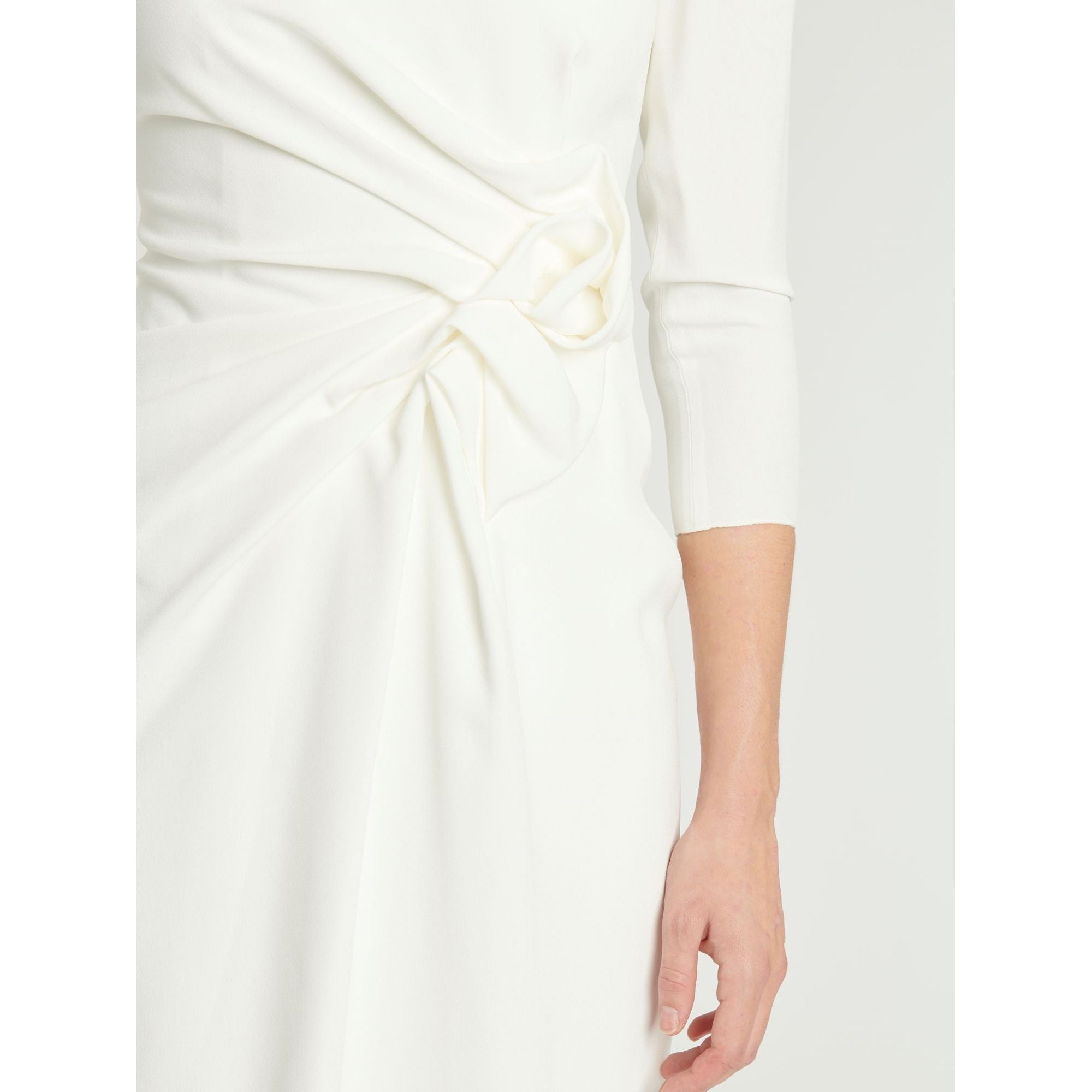 Robe à manches mi-longues en crêpe envers satin - Blanc cassé